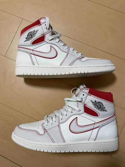 Nike Air Jordan 1 Retro High OG "Sail/University Red"