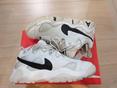 NIKE AIR BARRAGE LOW "WHITE/BLACK"