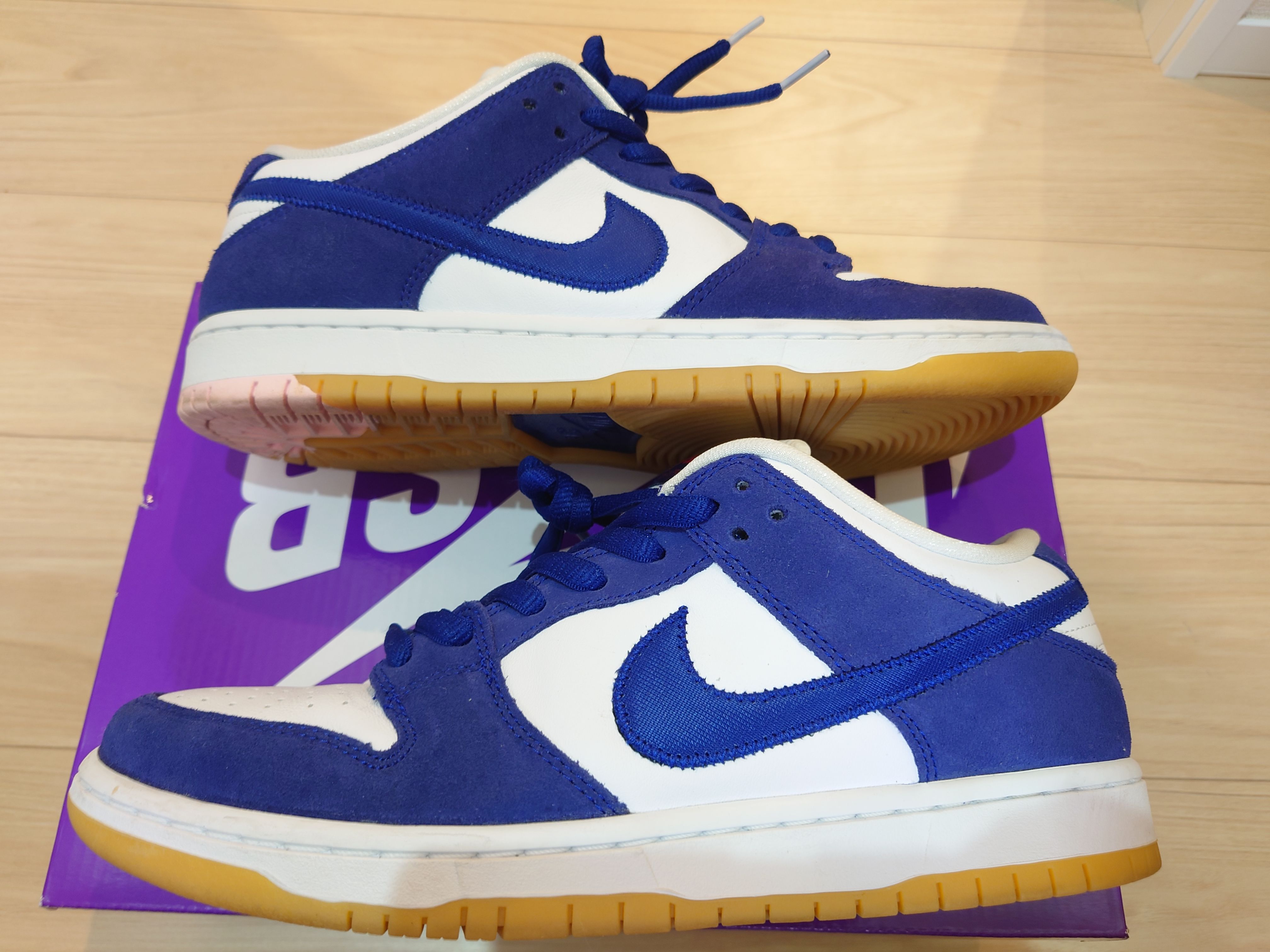 Nike SB Dunk Low "Los Angeles Dodgers/Deep Royal Blue"