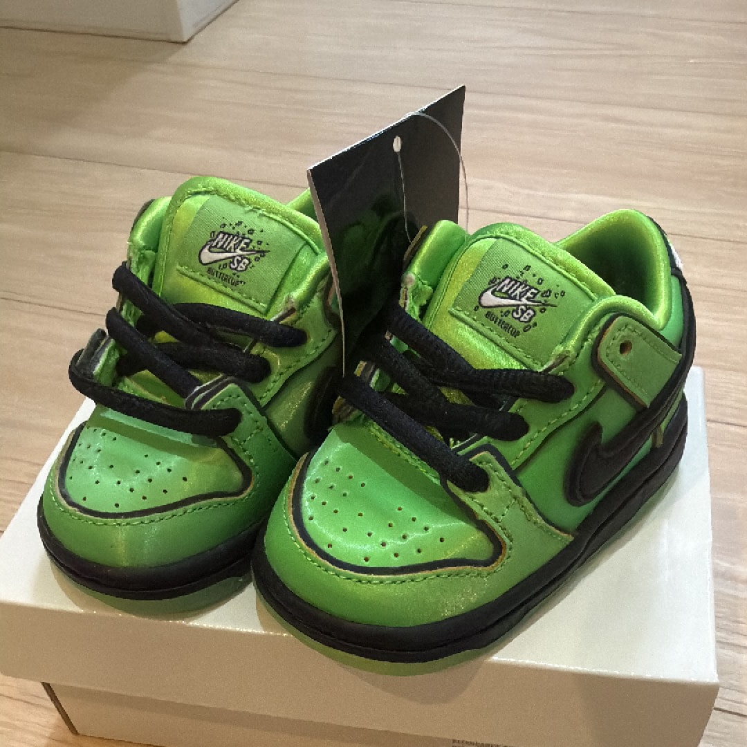 The Powerpuff Girls × Nike SB TD Dunk Low Pro QS "Buttercup"