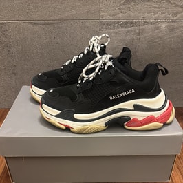 トリプルS(Triple S)/Balenciaga 人気の新作/中古通販【スニーカーダンク】 トリプルS(Triple S)/Balenciaga 人気の新作/中古通販【スニーカーダンク】