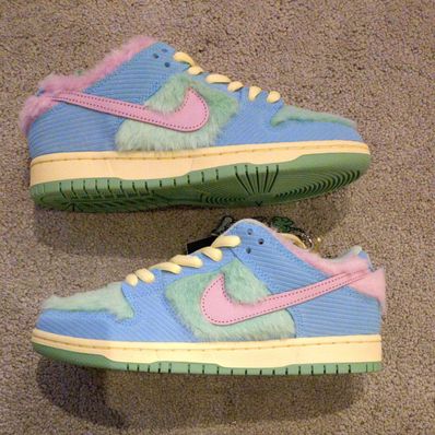 VERDY × Nike SB Dunk Low Pro QS "Visty/Blue Gaze and Enamel Green"