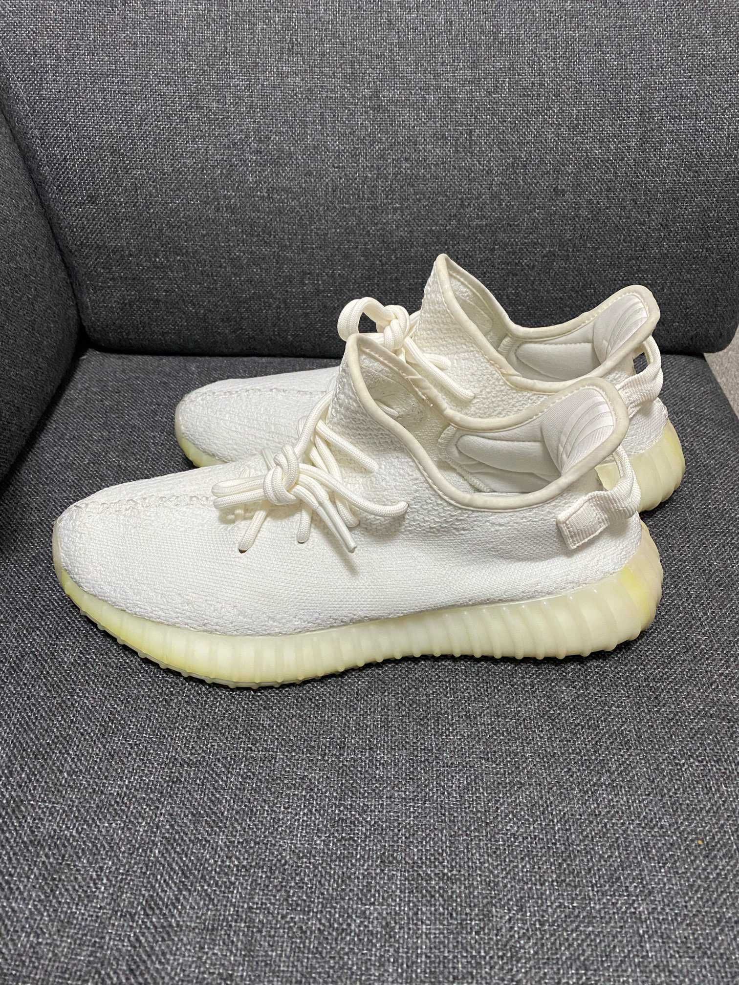 adidas YEEZY Boost 350 V2 "Cream White"