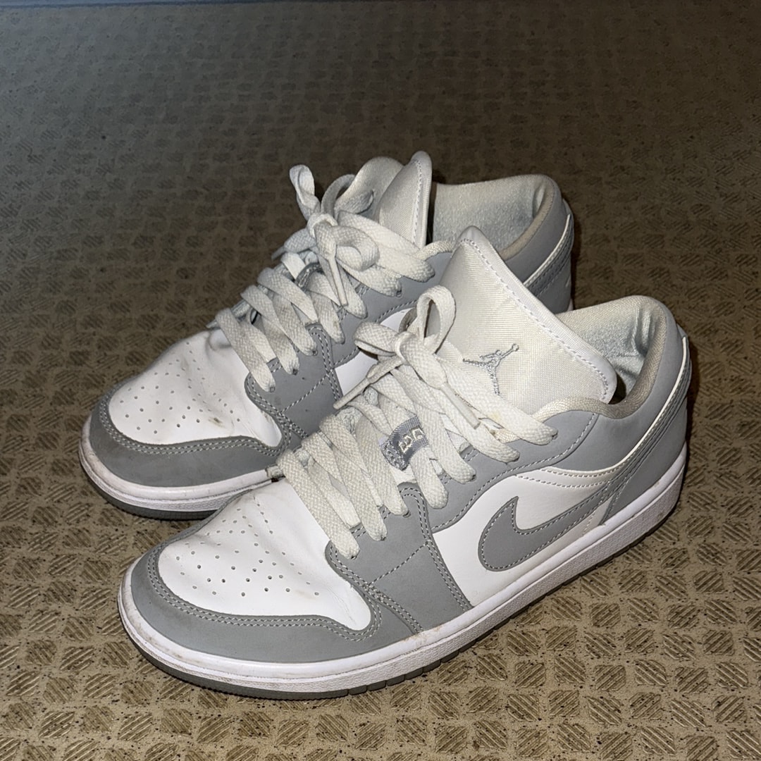 Nike Women's Air Jordan 1 Low "Wolf Grey"
