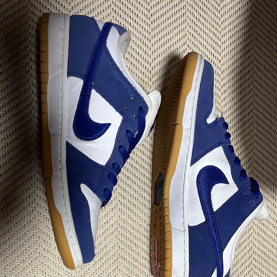 Nike SB Dunk Low "Los Angeles Dodgers/Deep Royal Blue"