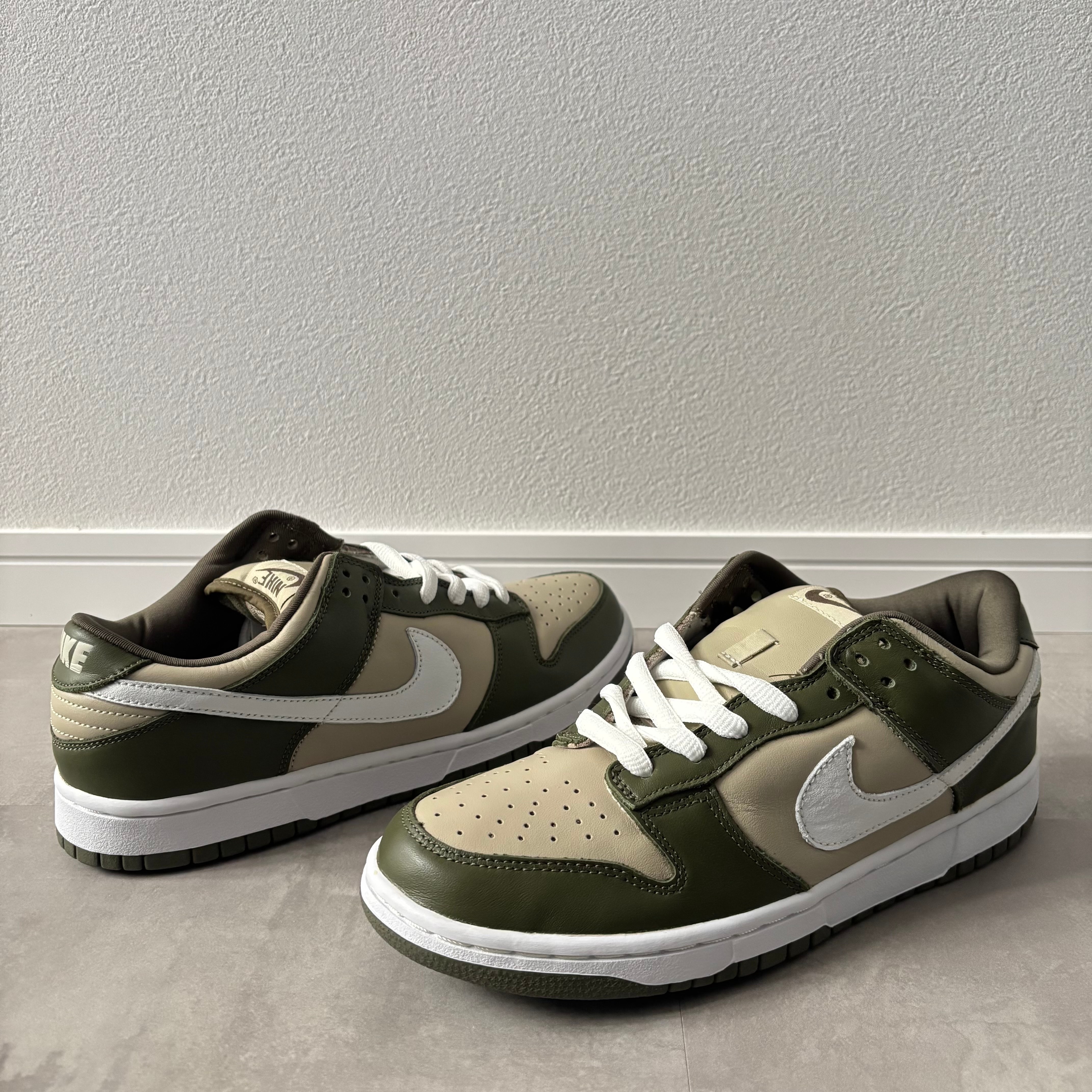 Nike Dunk Low "Light Stone"