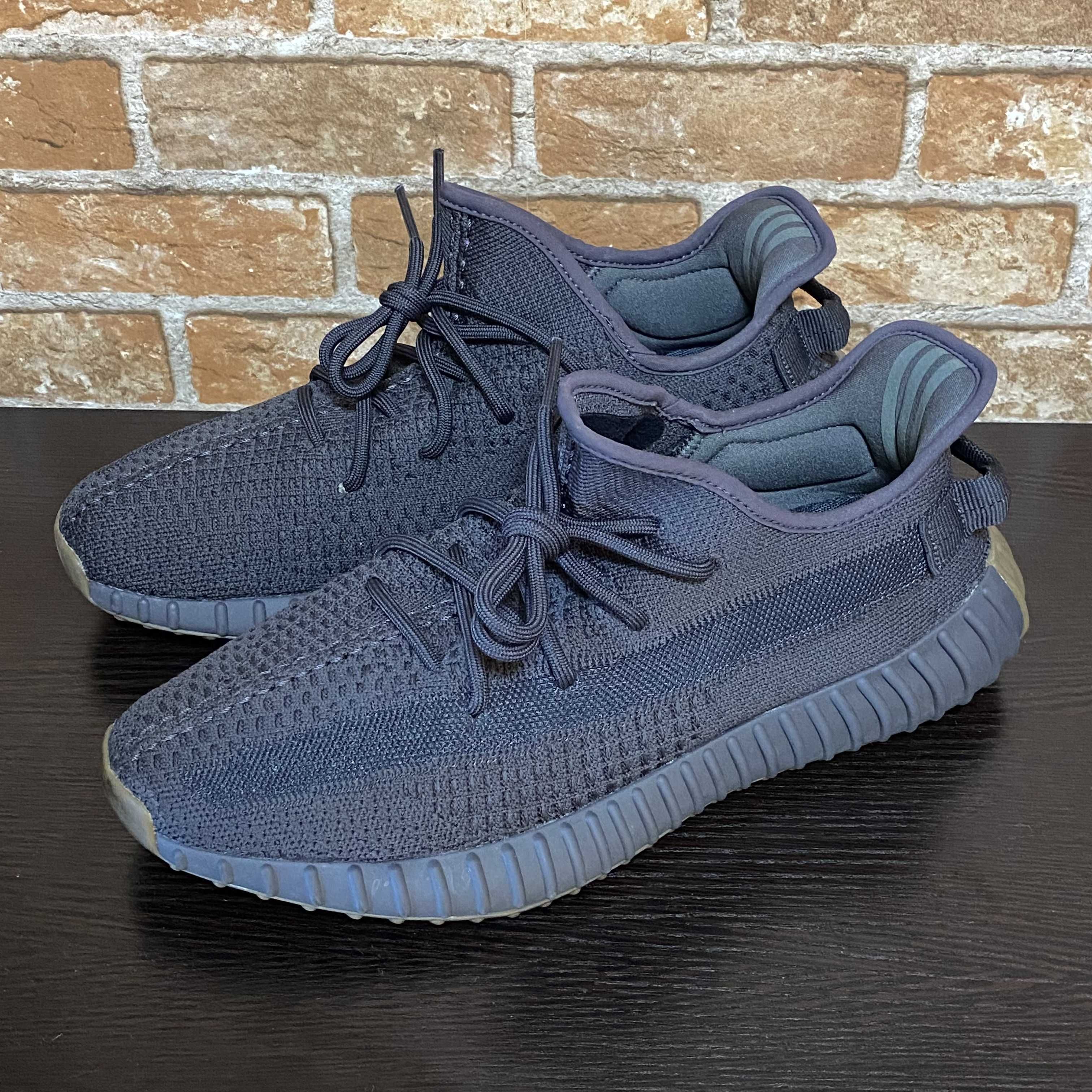 adidas YEEZY Boost 350 V2 "Cinder"
