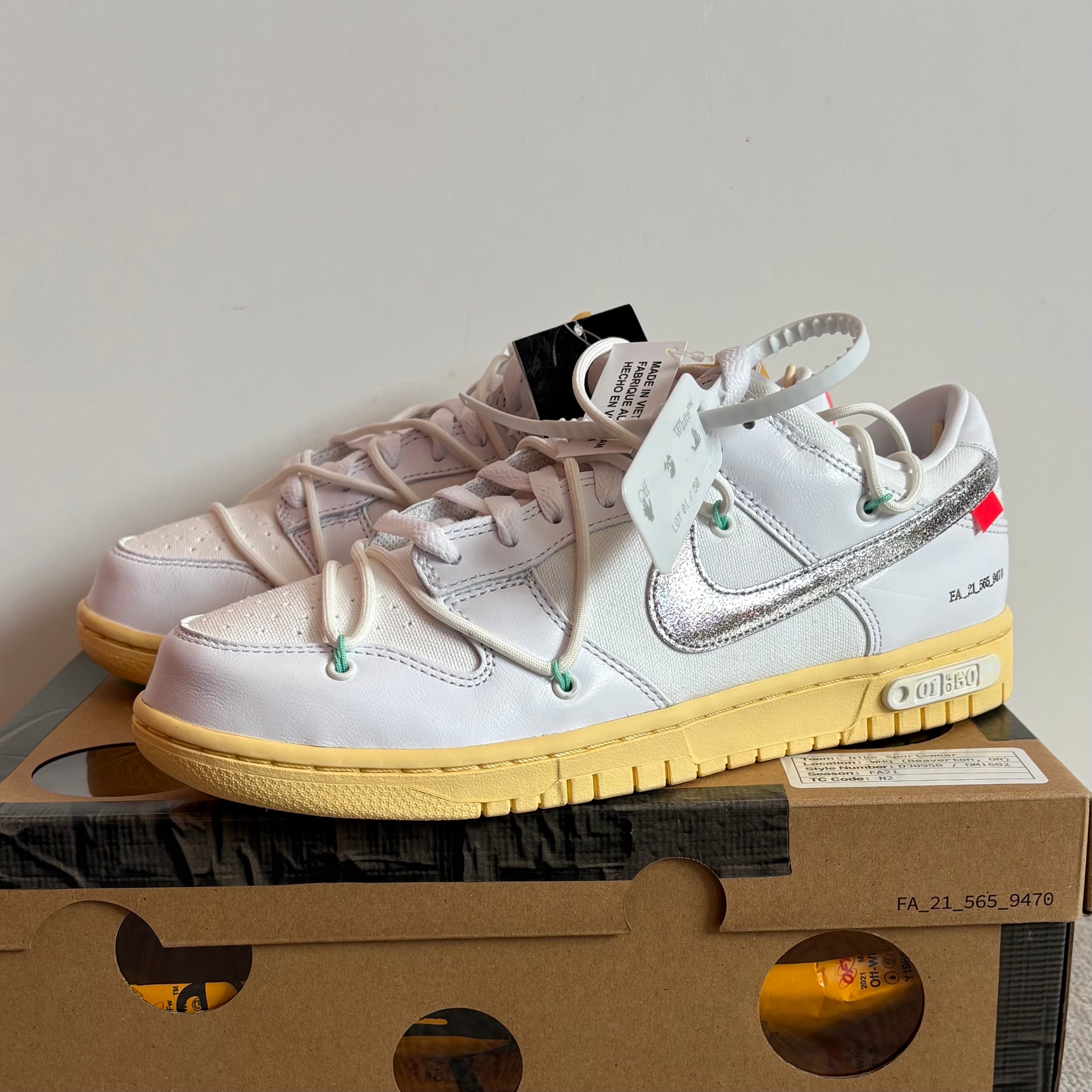 Off-White × Nike Dunk Low 1 of 50 "Lot.1"