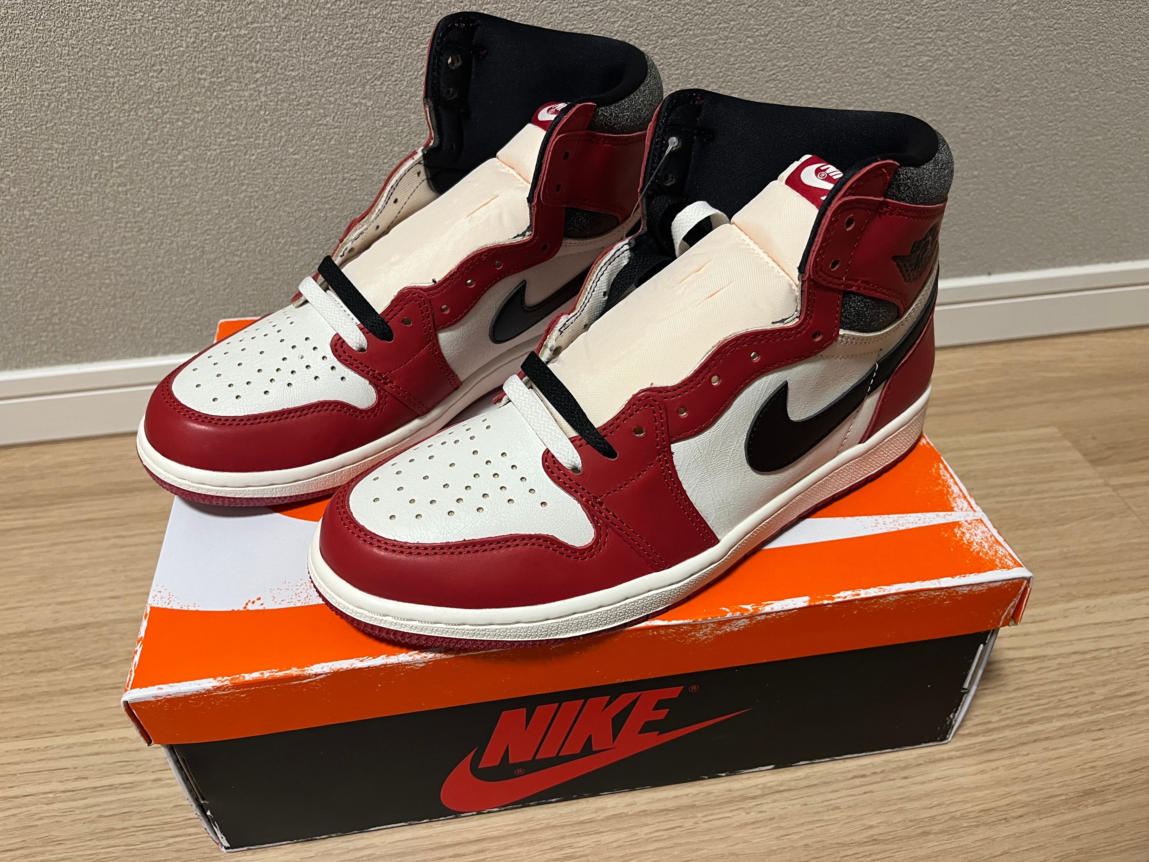 Nike Air Jordan 1 High OG "Lost & Found/Chicago"