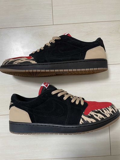 Sole Fly × Nike Air Jordan 1 Low "Black and Sport Red"
