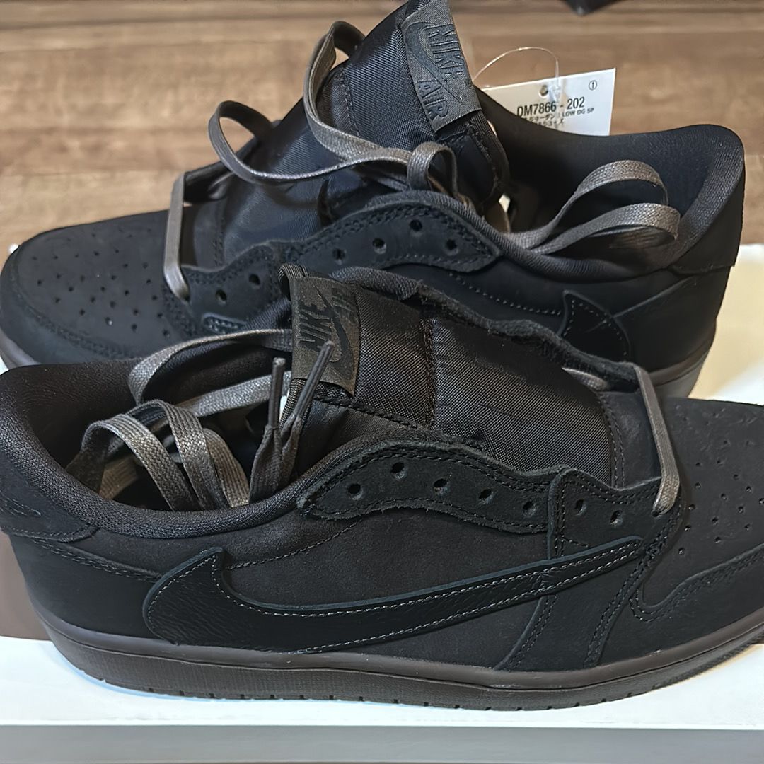 Travis Scott × Nike Air Jordan 1 Low OG SP "Velvet Brown and Dark Mocha"