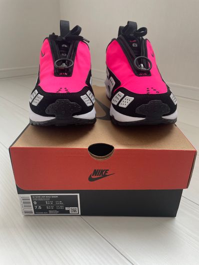 Nike Women's Air Max SNDR "Hyper Pink and Black"