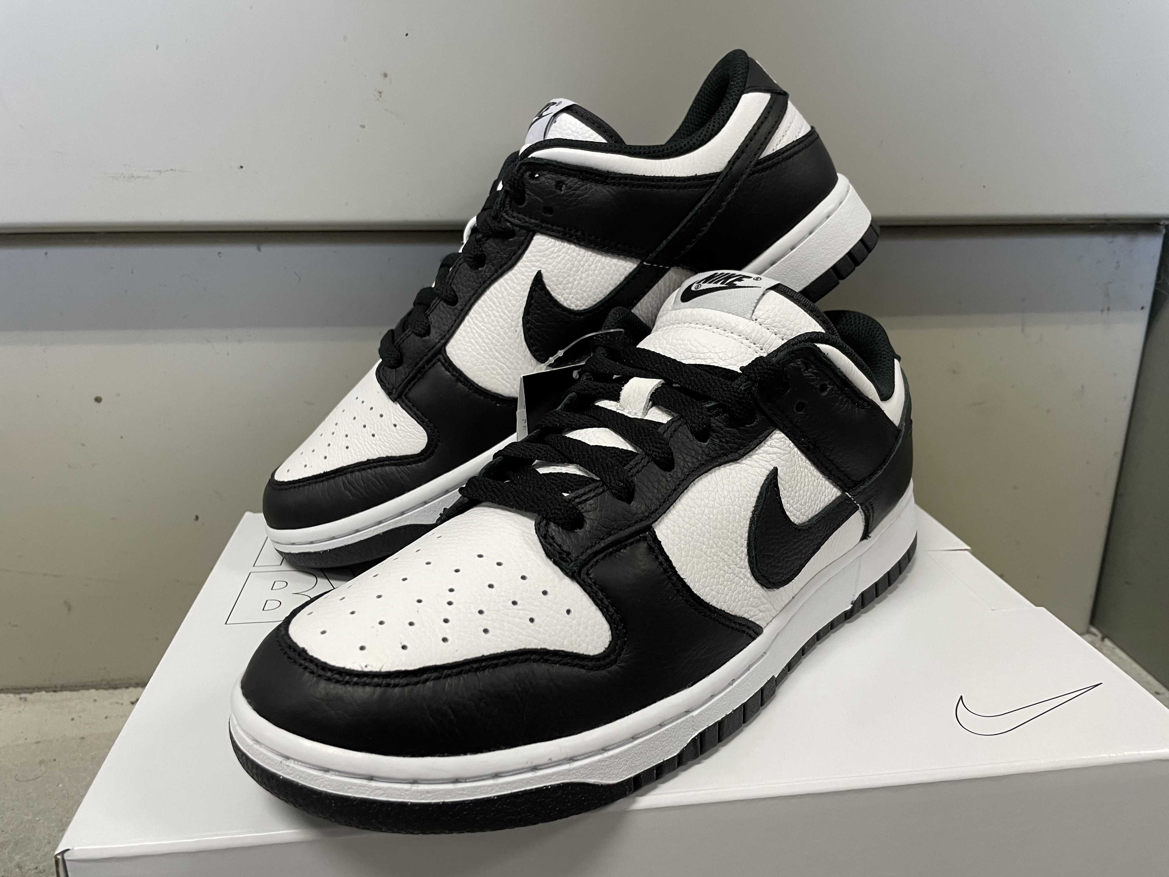 Nike Dunk Low Retro "Panda/White/Black"