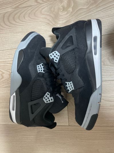 Nike Air Jordan 4 SE "Black and Light Steel"