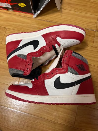 Nike Air Jordan 1 High OG "Lost & Found/Chicago"