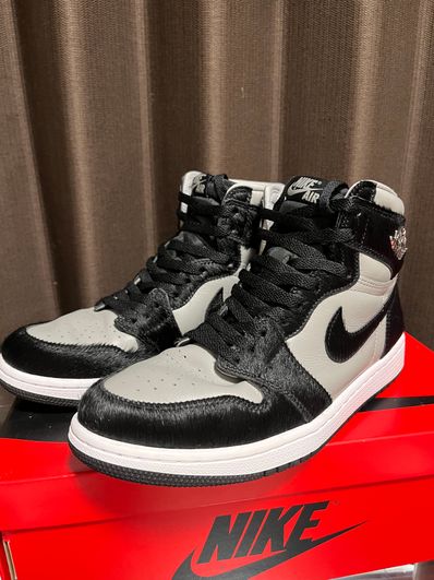 Nike Women's Air Jordan 1 Retro High OG "Medium Grey"