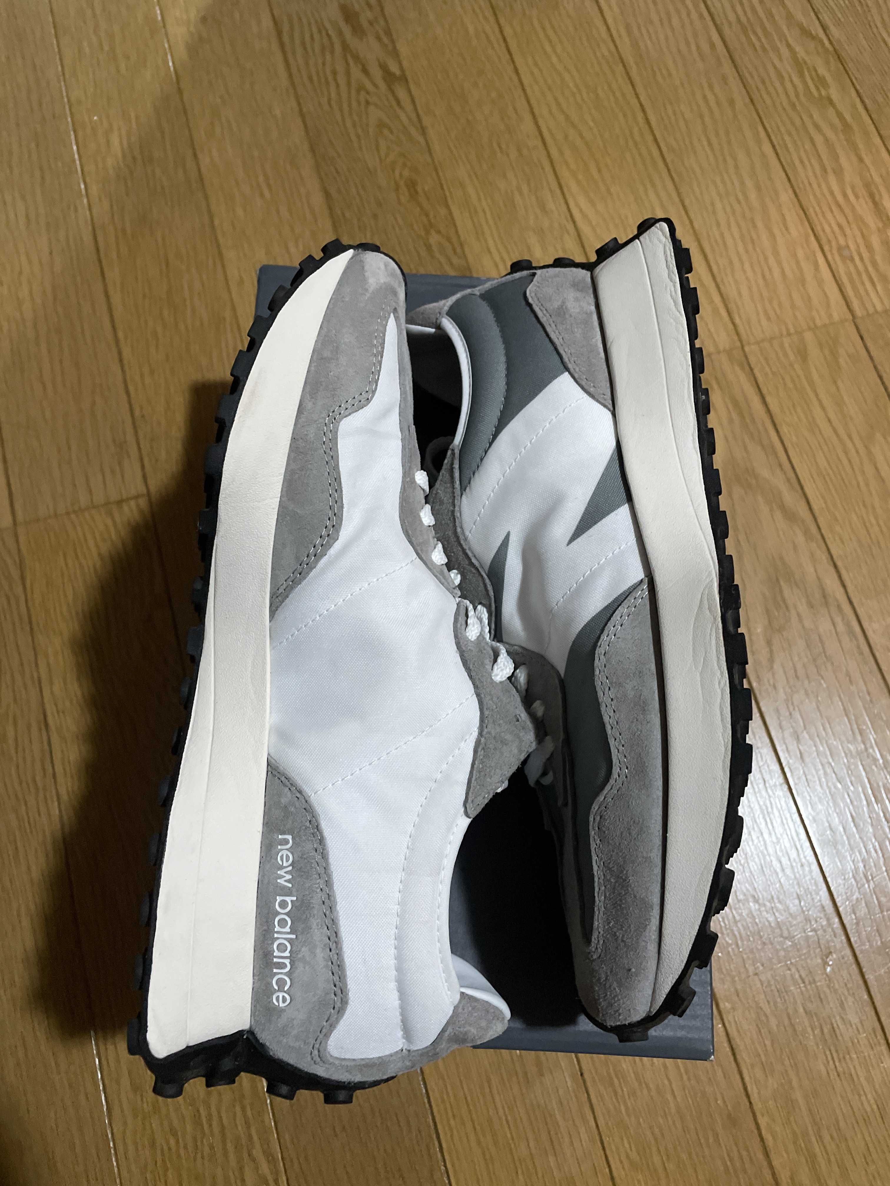 New Balance 327 "Gray"