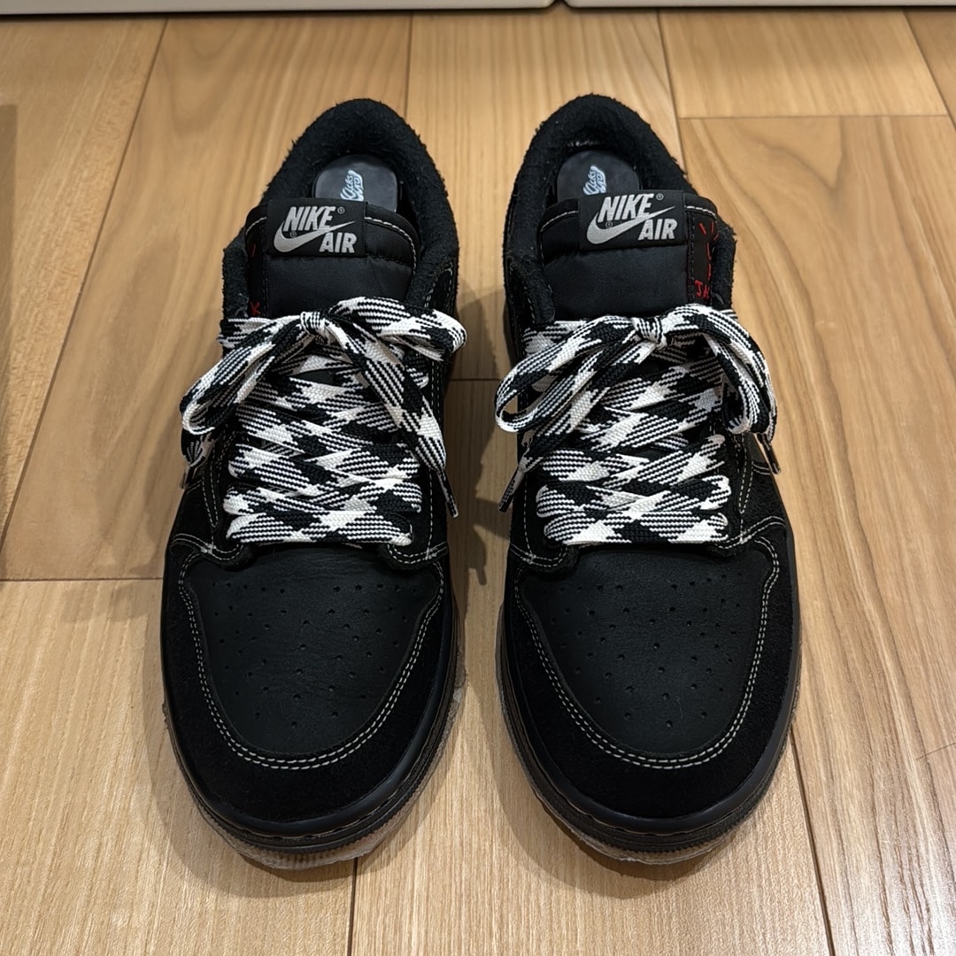 Travis Scott × Nike Air Jordan 1 Low OG SP "Black Phantom"