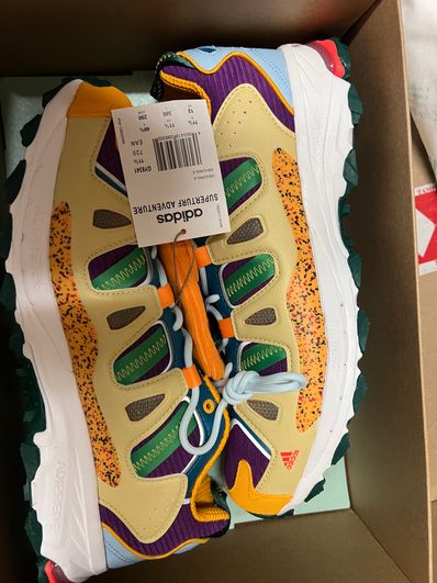 Sean Wotherspoon × Disney × adidas Superturf Adventure "Jiminy Cricket"