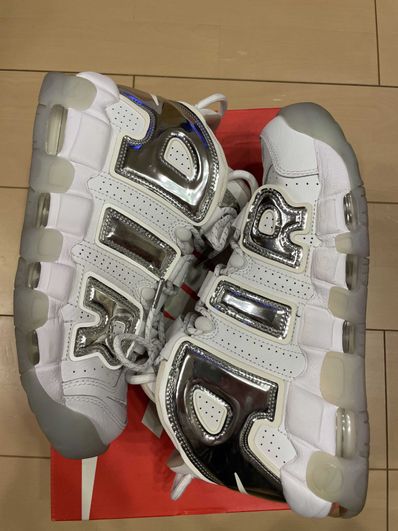 NIKE Women's AIR MORE UPTEMPO CHROME WHITE/SILVER