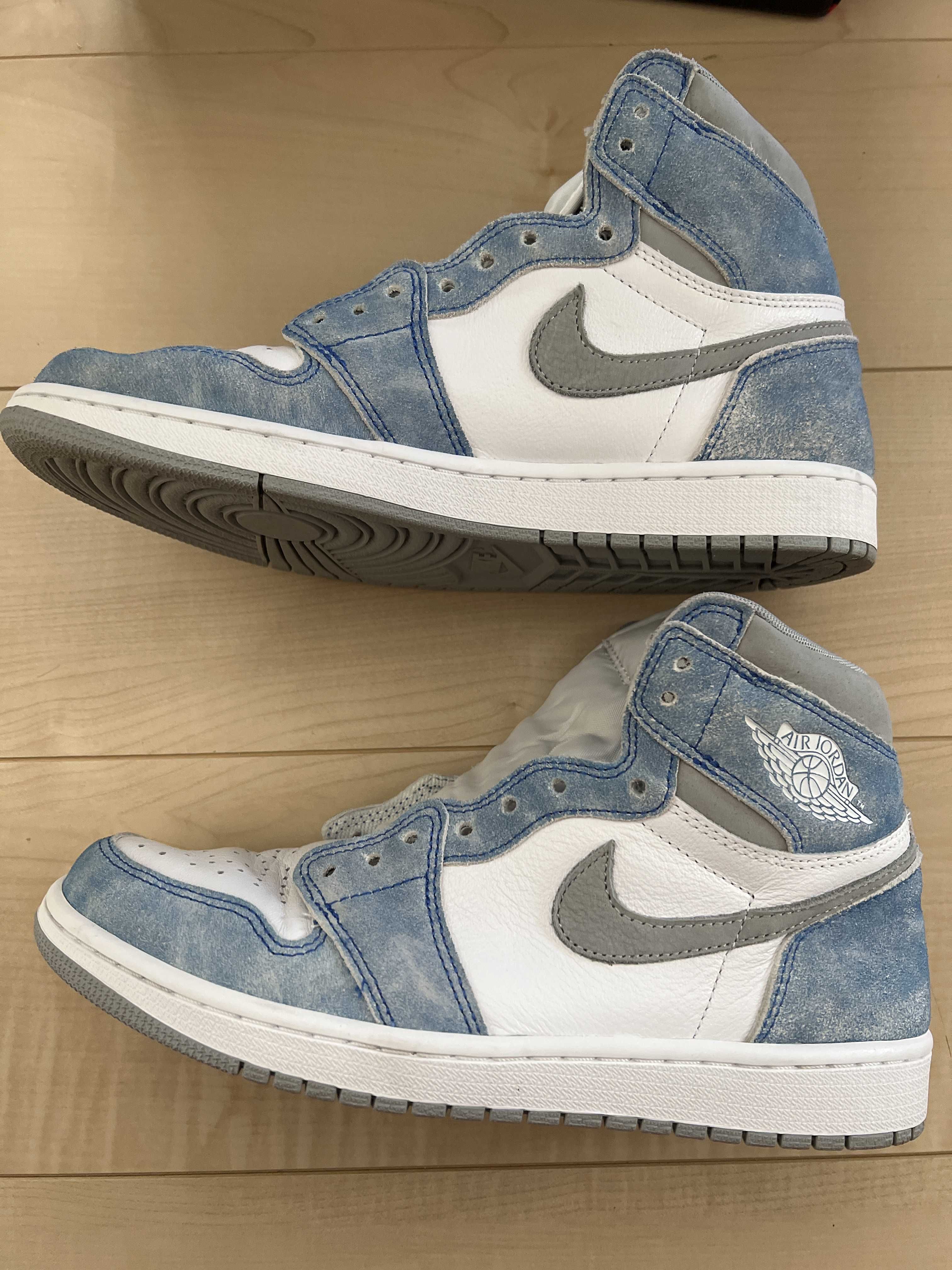 Nike Air Jordan 1 High OG "Hyper Royal"