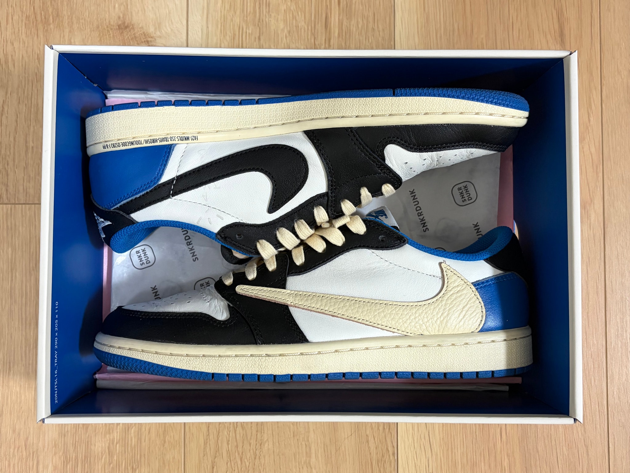 Travis Scott × fragment design × Nike Air Jordan 1 Low OG SP "Military Blue"