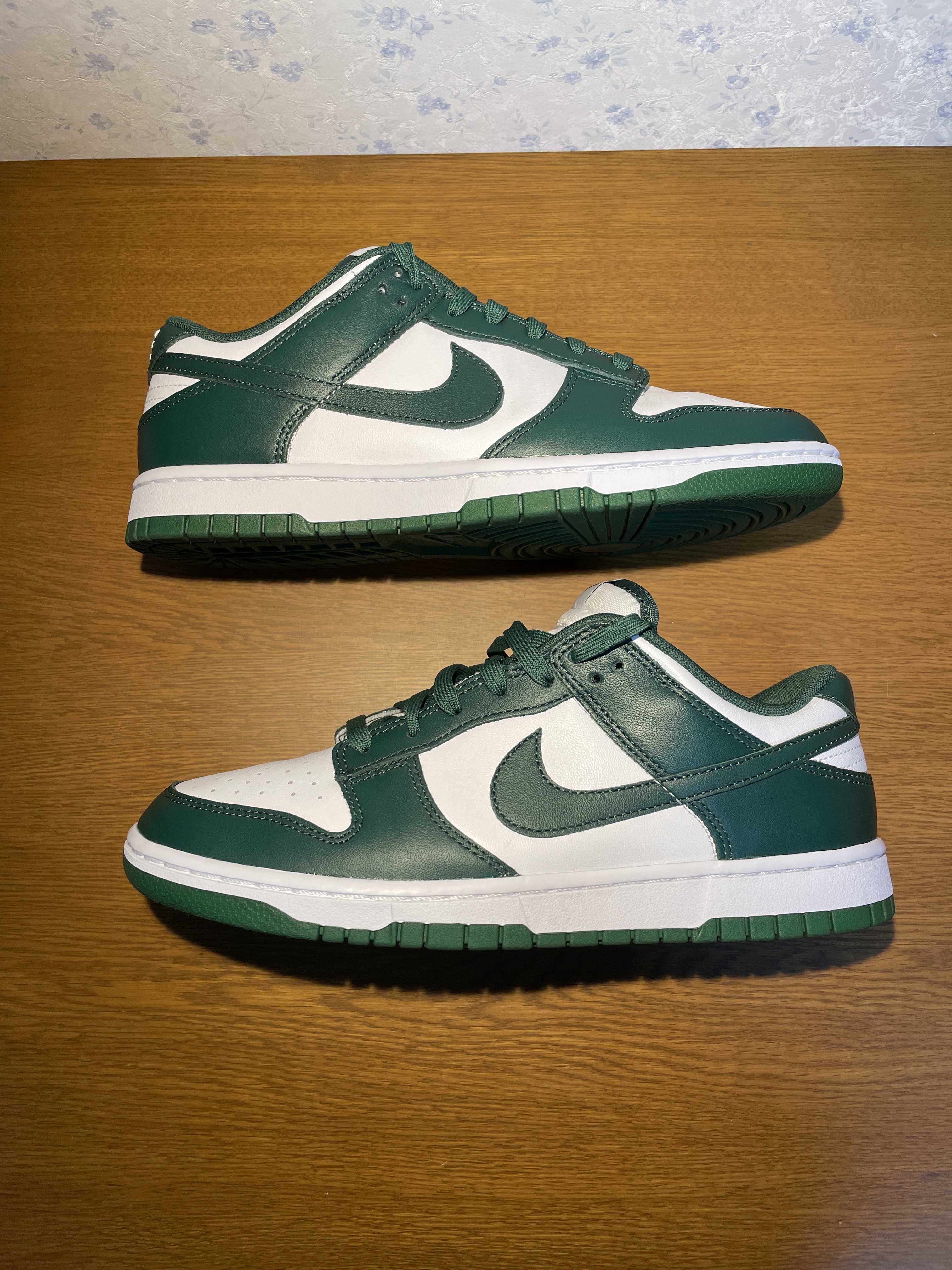 Nike Dunk Low Retro "Varsity Green/Team Green"