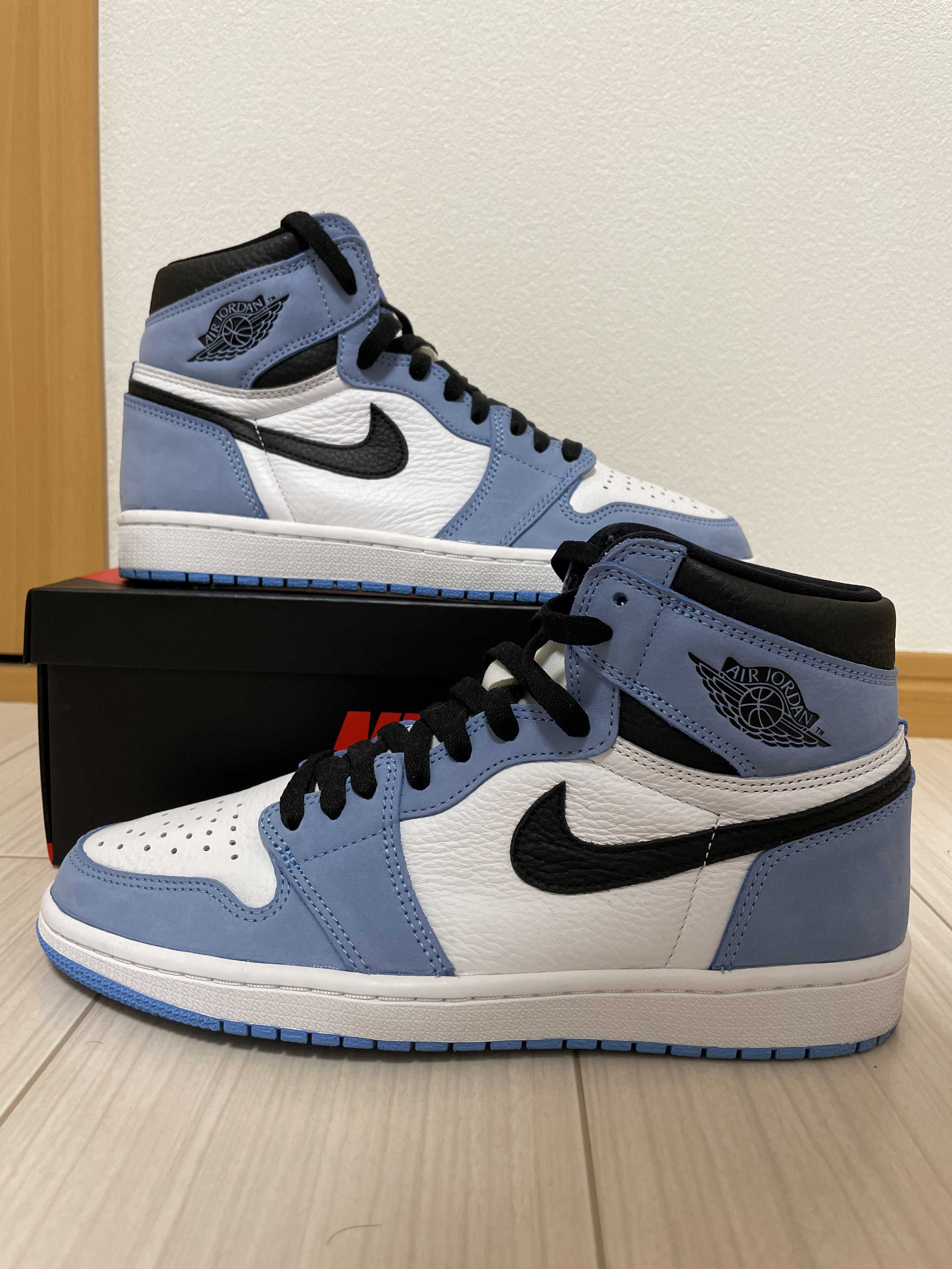 Nike Air Jordan 1 High OG "University Blue"