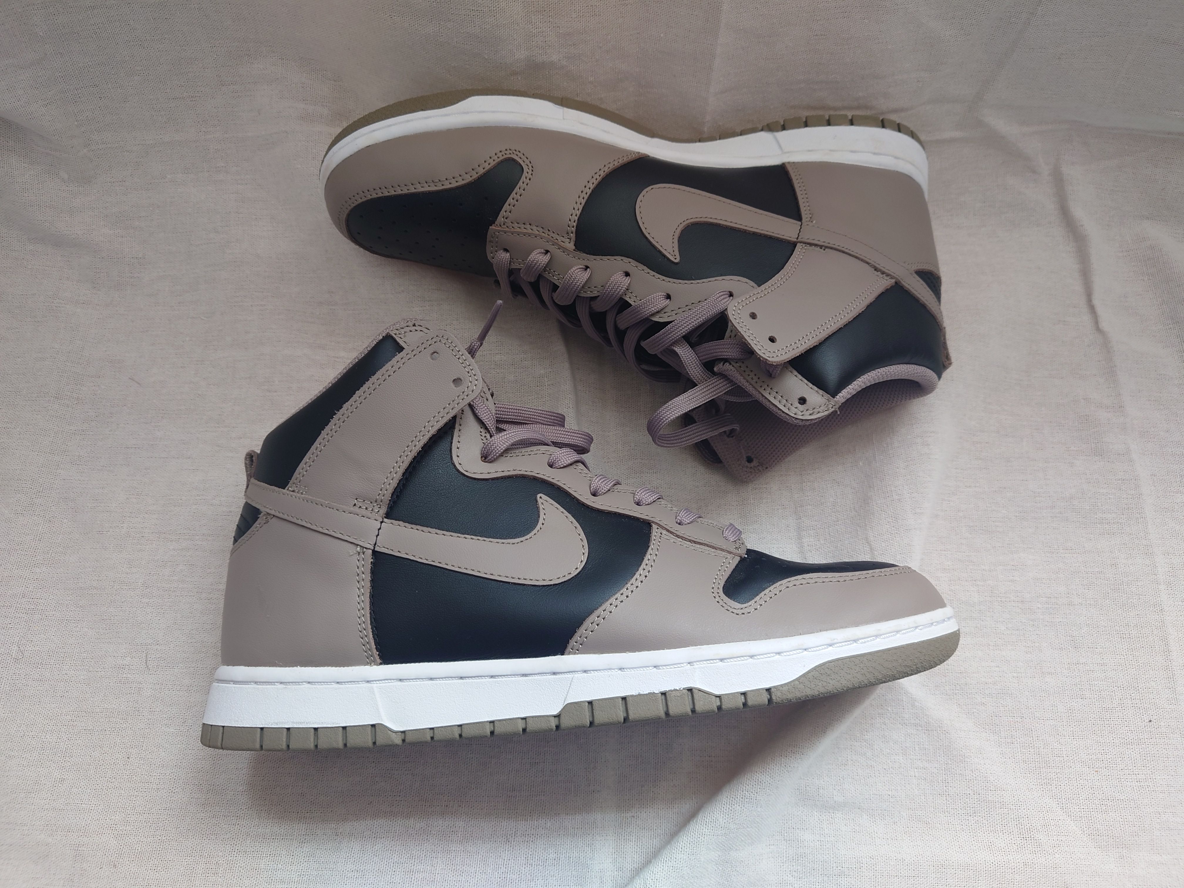 Nike Women's Dunk High "Moon Fossil"