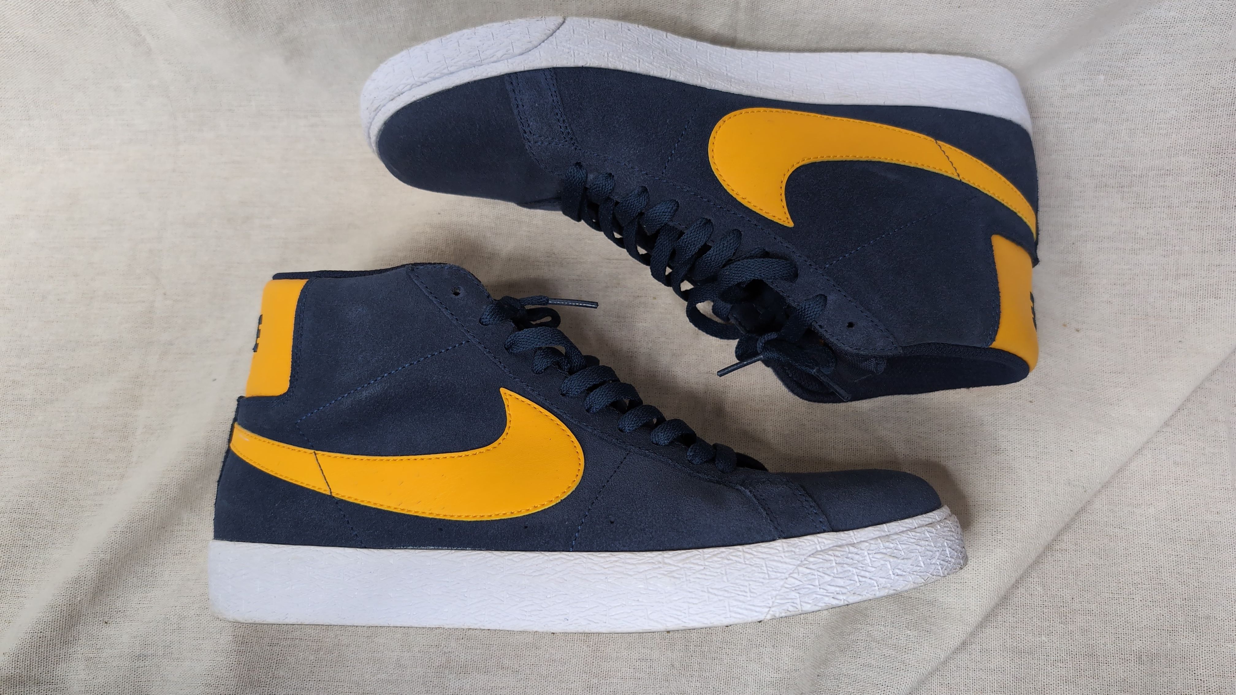 Nike SB Zoom Blazer Mid "Michigan"