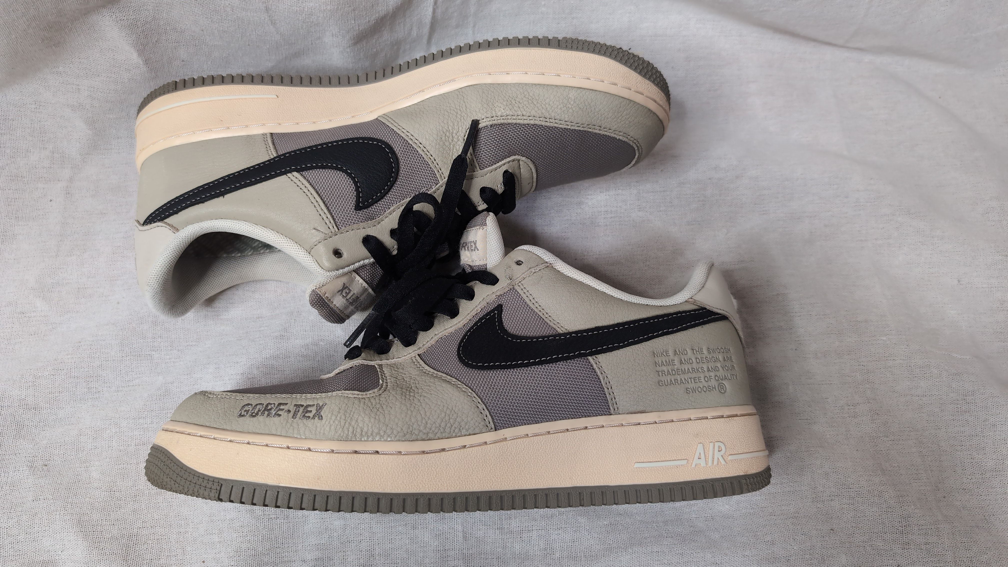 Nike Air Force 1 Low Gore-TEX "Moon Fossil"