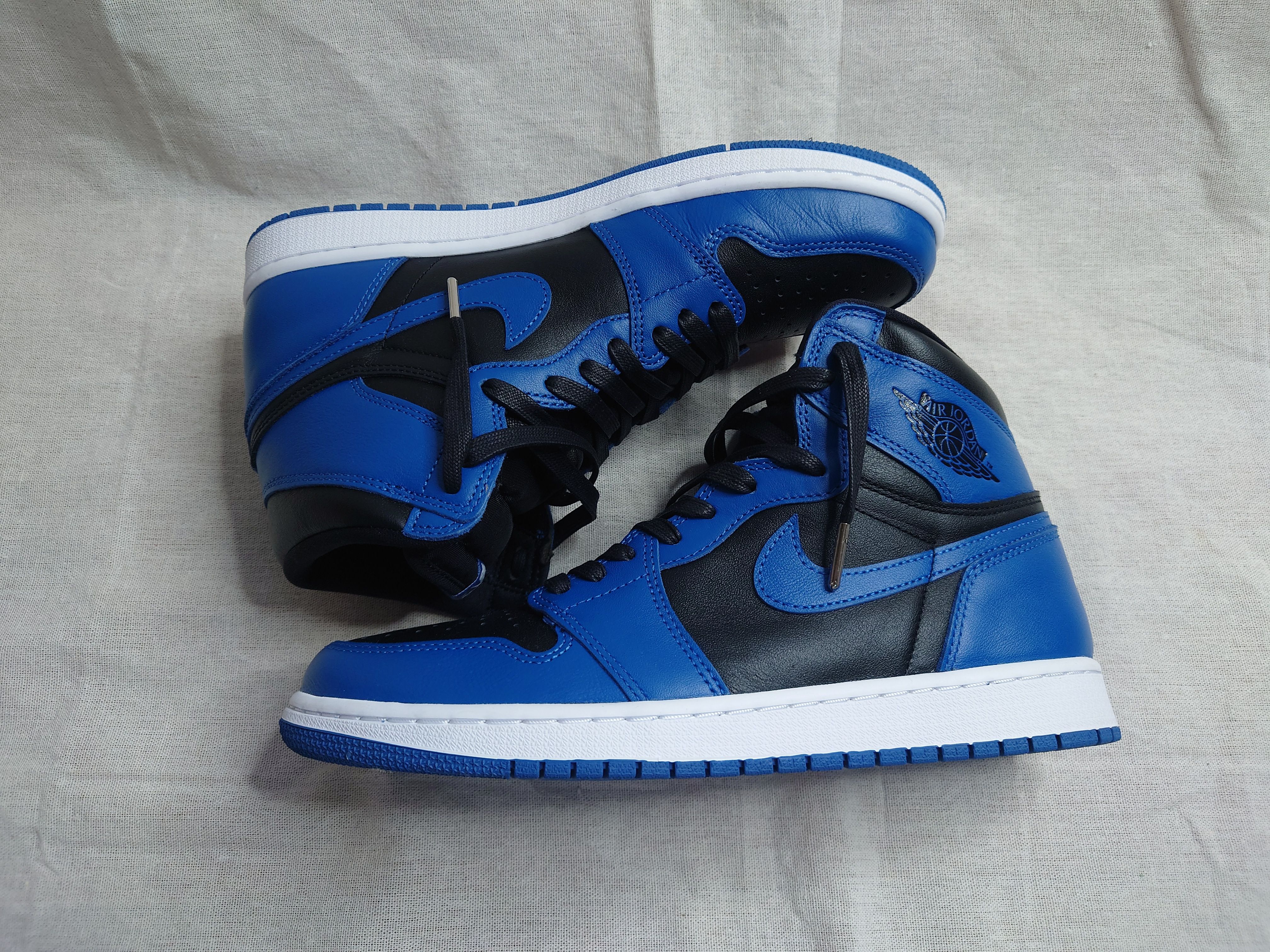 Nike Air Jordan 1 Retro High OG "Dark Marina Blue"
