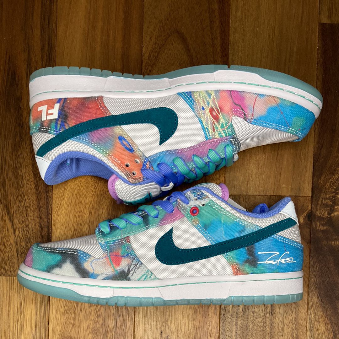Futura × Nike SB Dunk Low "White and Geode Teal"