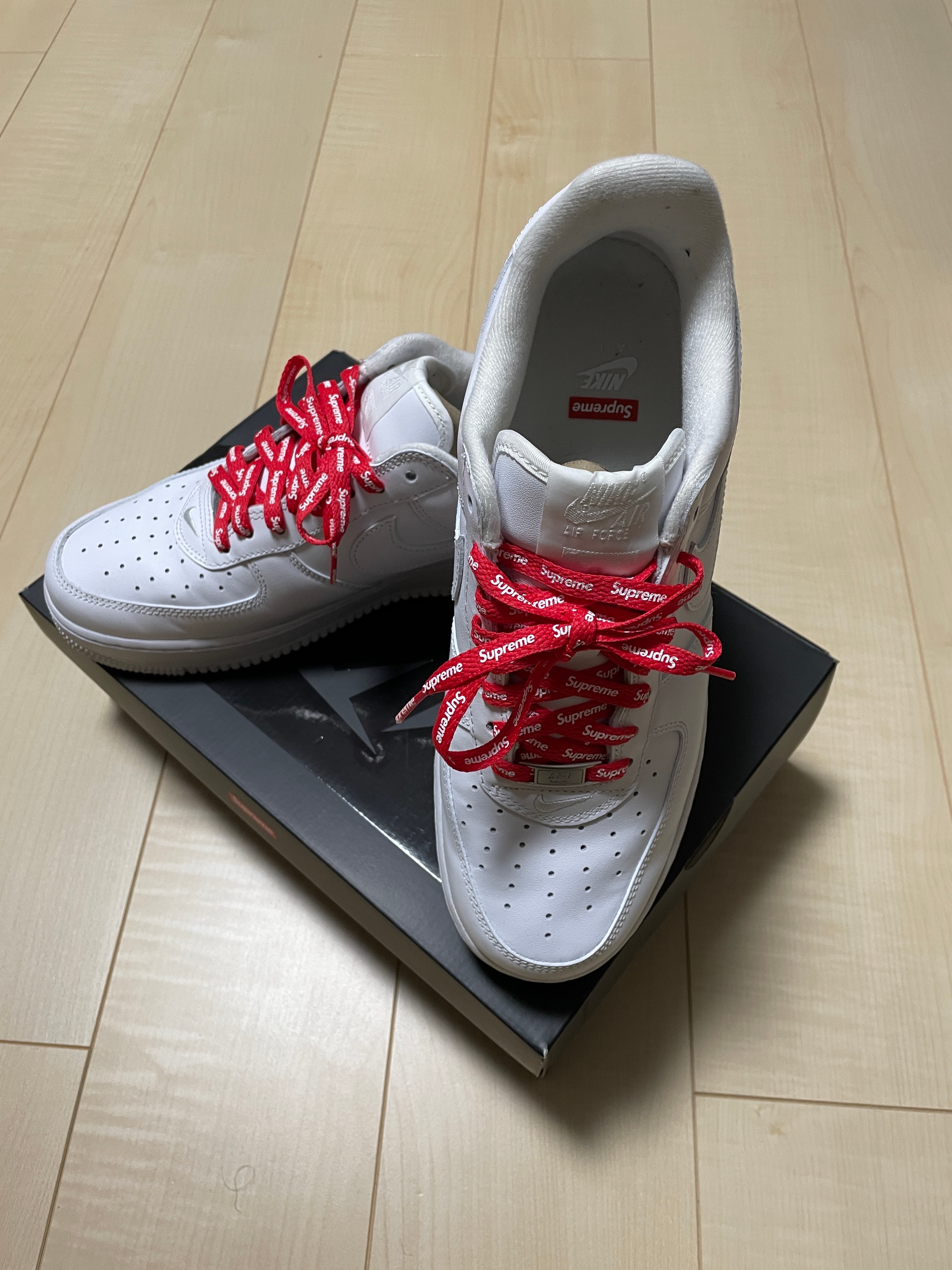 Supreme × Nike Air Force 1 Low 