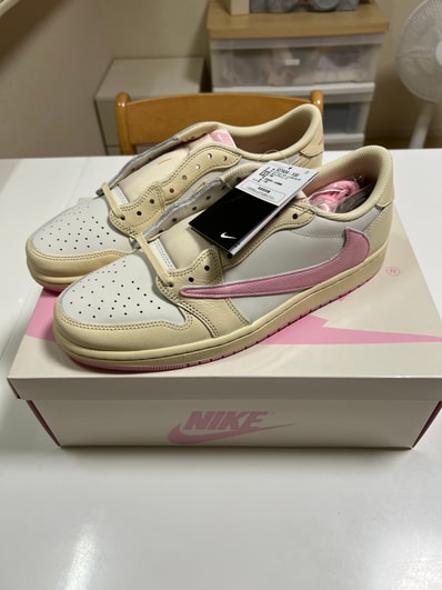 Travis Scott × Nike Air Jordan 1 Retro Low OG "Muslin/Shy Pink"