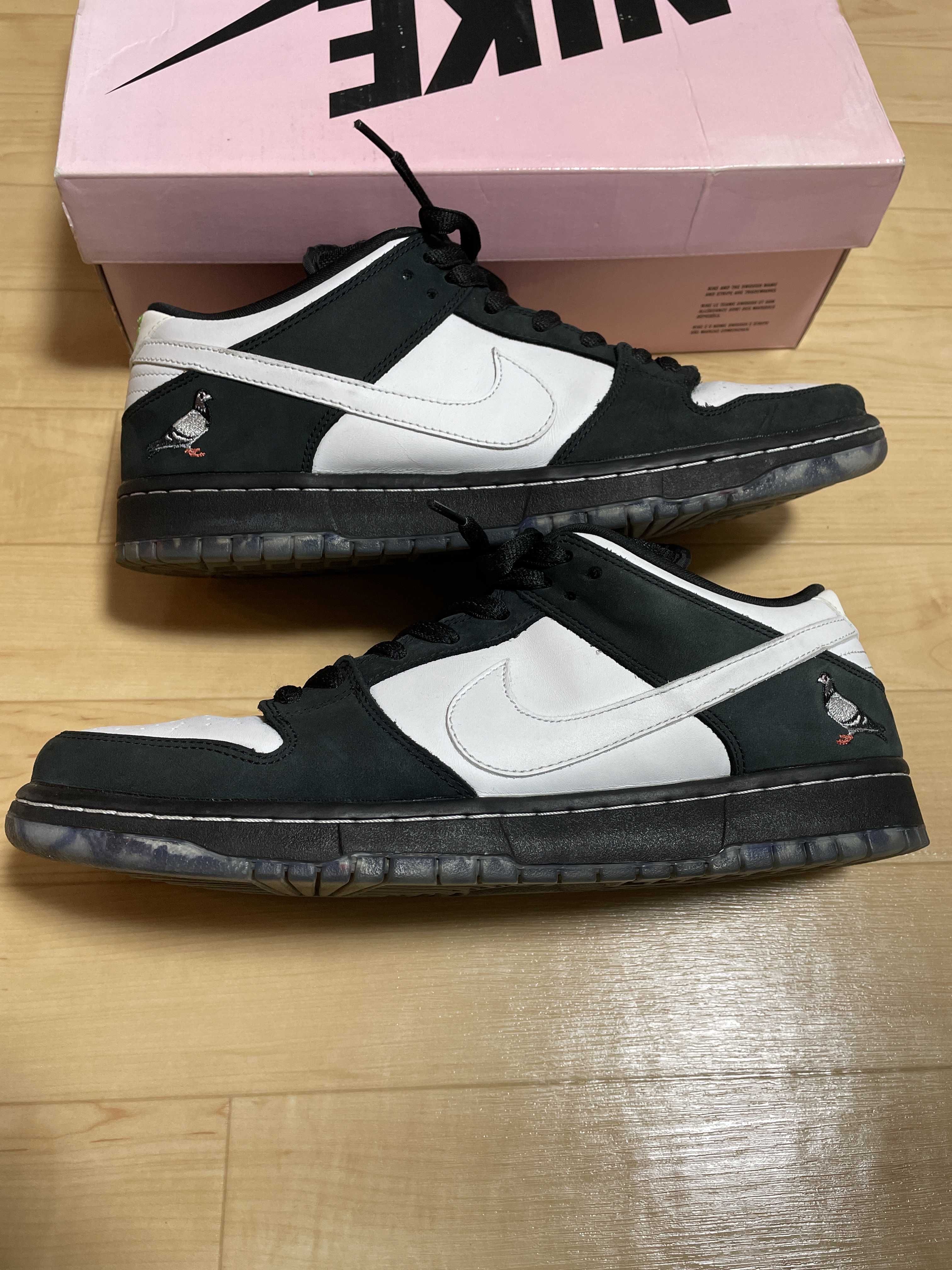 STAPLE × Nike SB Dunk Low "Pigeon Black/White"