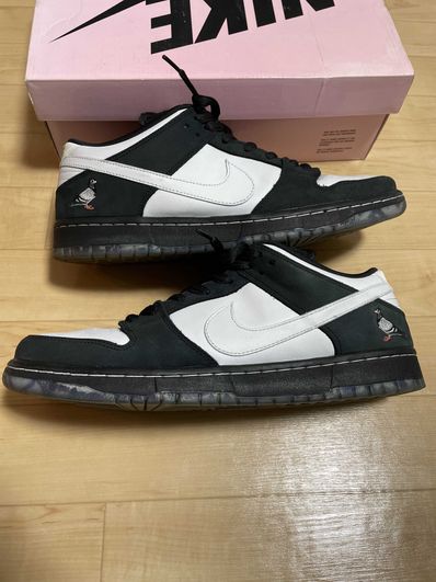STAPLE × Nike SB Dunk Low "Pigeon Black/White"