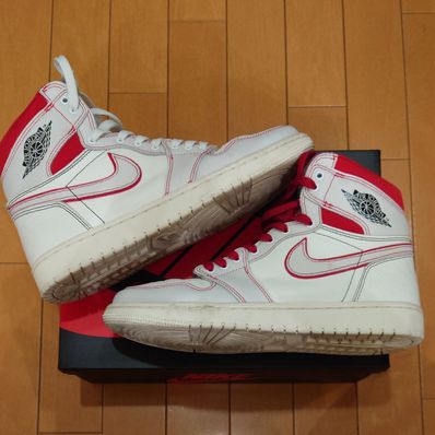 Nike Air Jordan 1 Retro High OG "Sail/University Red"