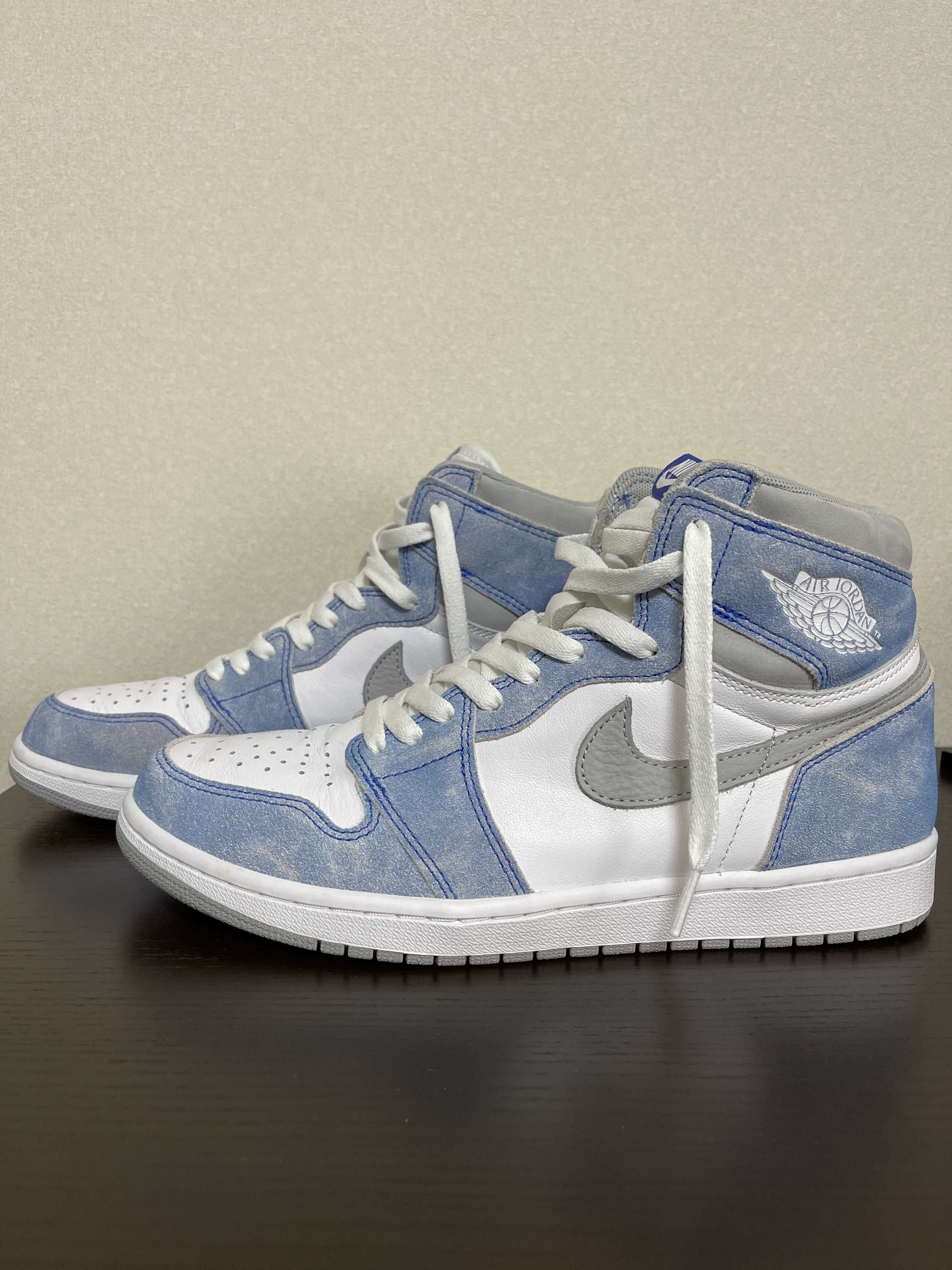 Nike Air Jordan 1 High OG "Hyper Royal"