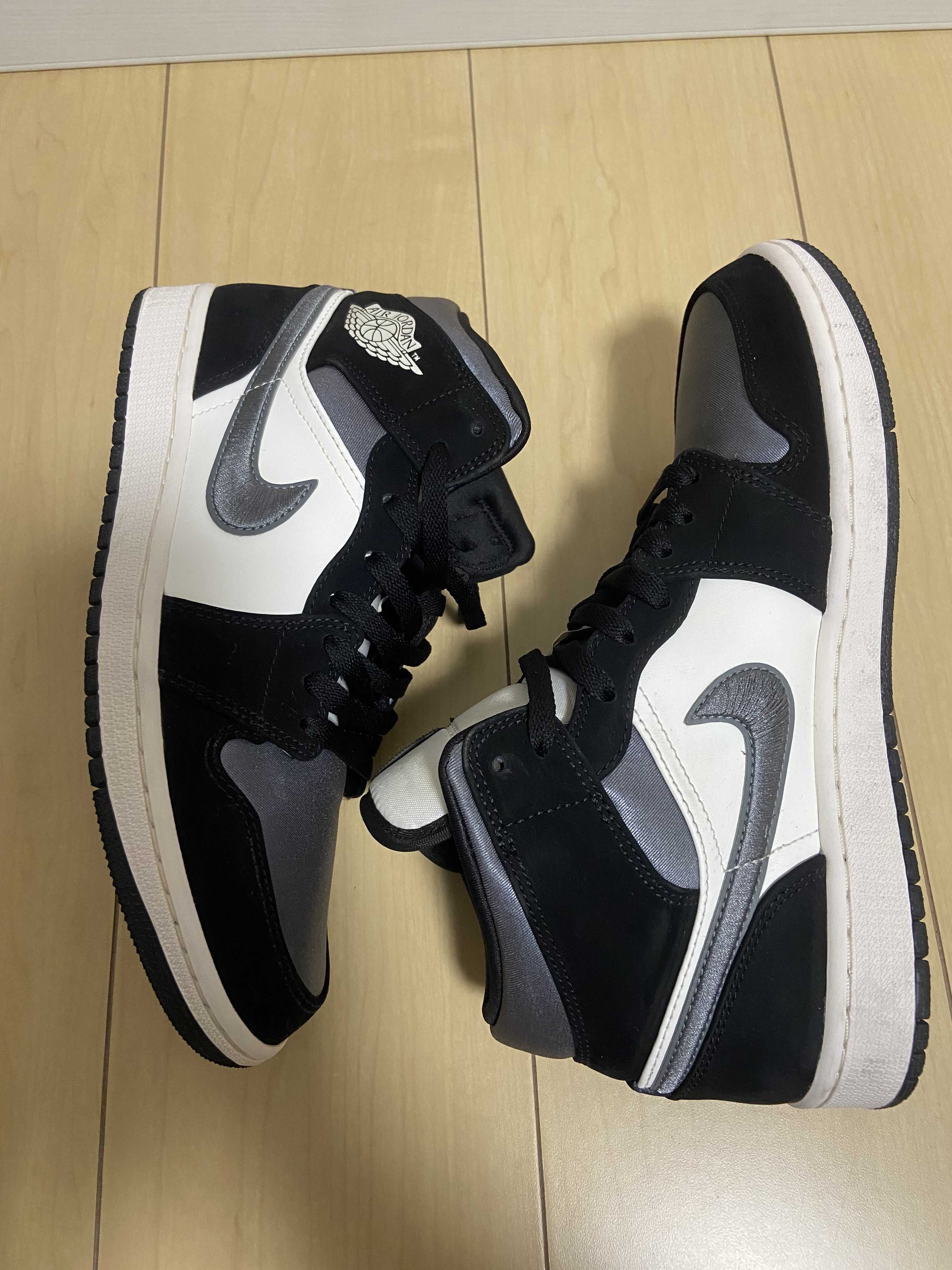 NIKE AIR JORDAN 1 MID SE "WHITE/BLACK/SATIN BLUE"