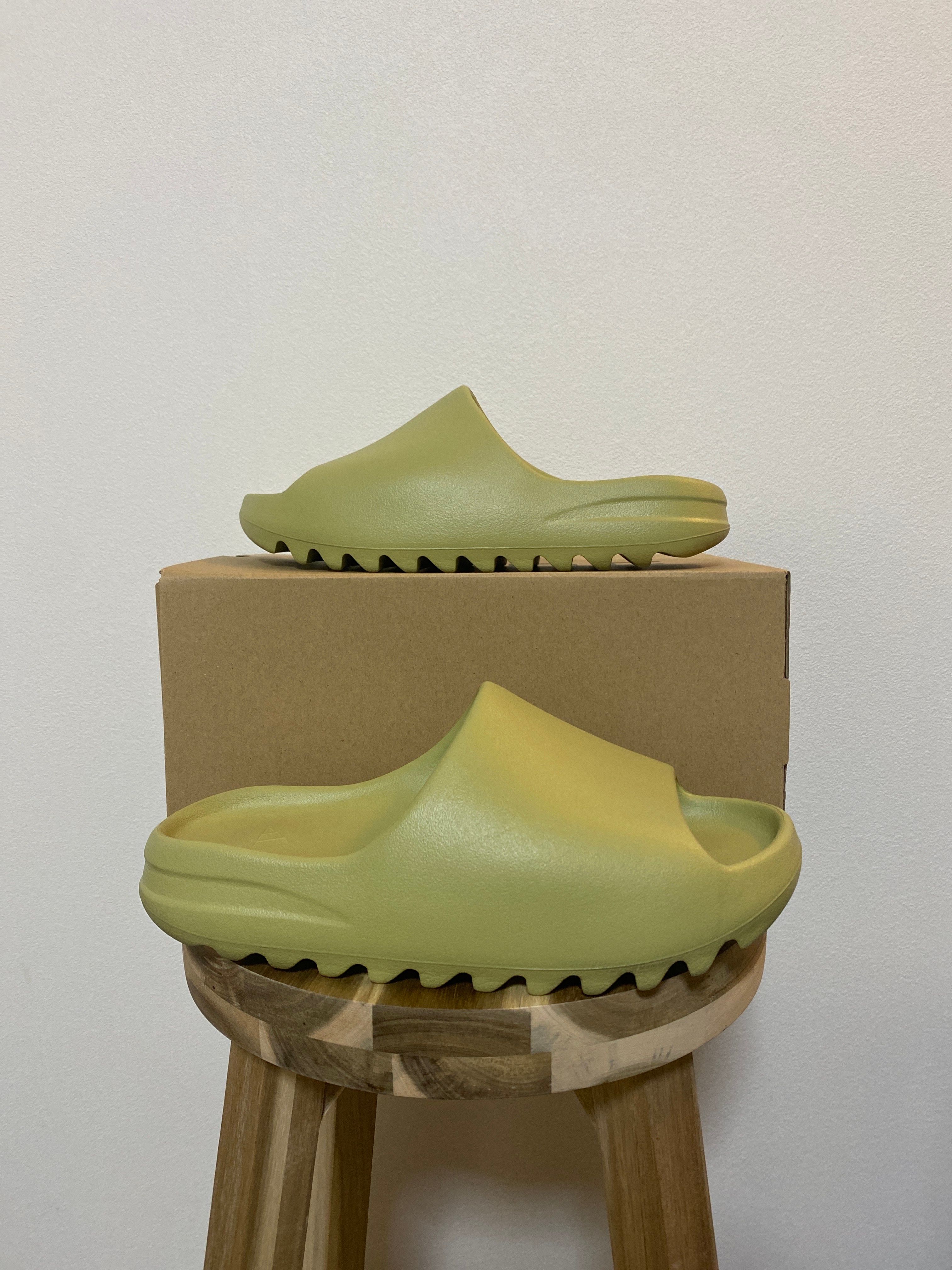 adidas YEEZY Slide "Resin" (GZ5551)