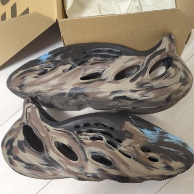 adidas YEEZY Foam Runner "MX Cinder"