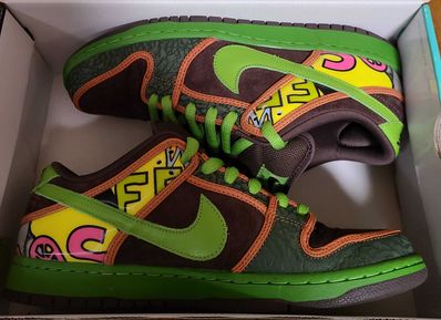 Nike SB Dunk Low "De La Soul" (2015)