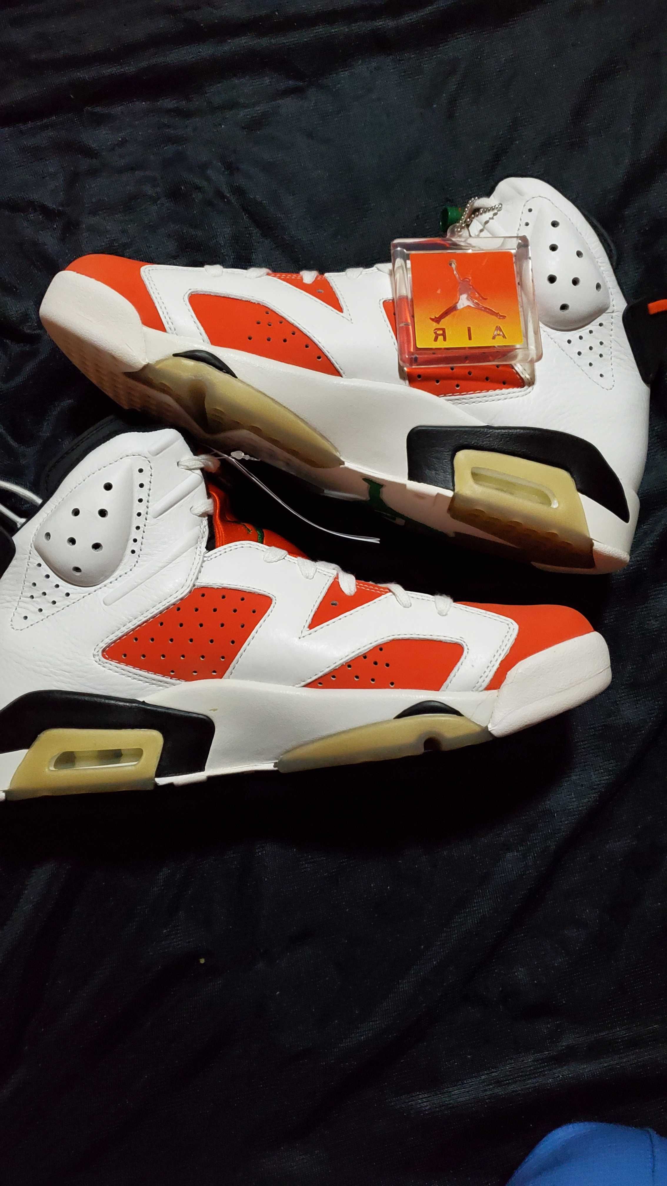 Nike Air Jordan 6 Retro "Gatorade Like Mike White" 