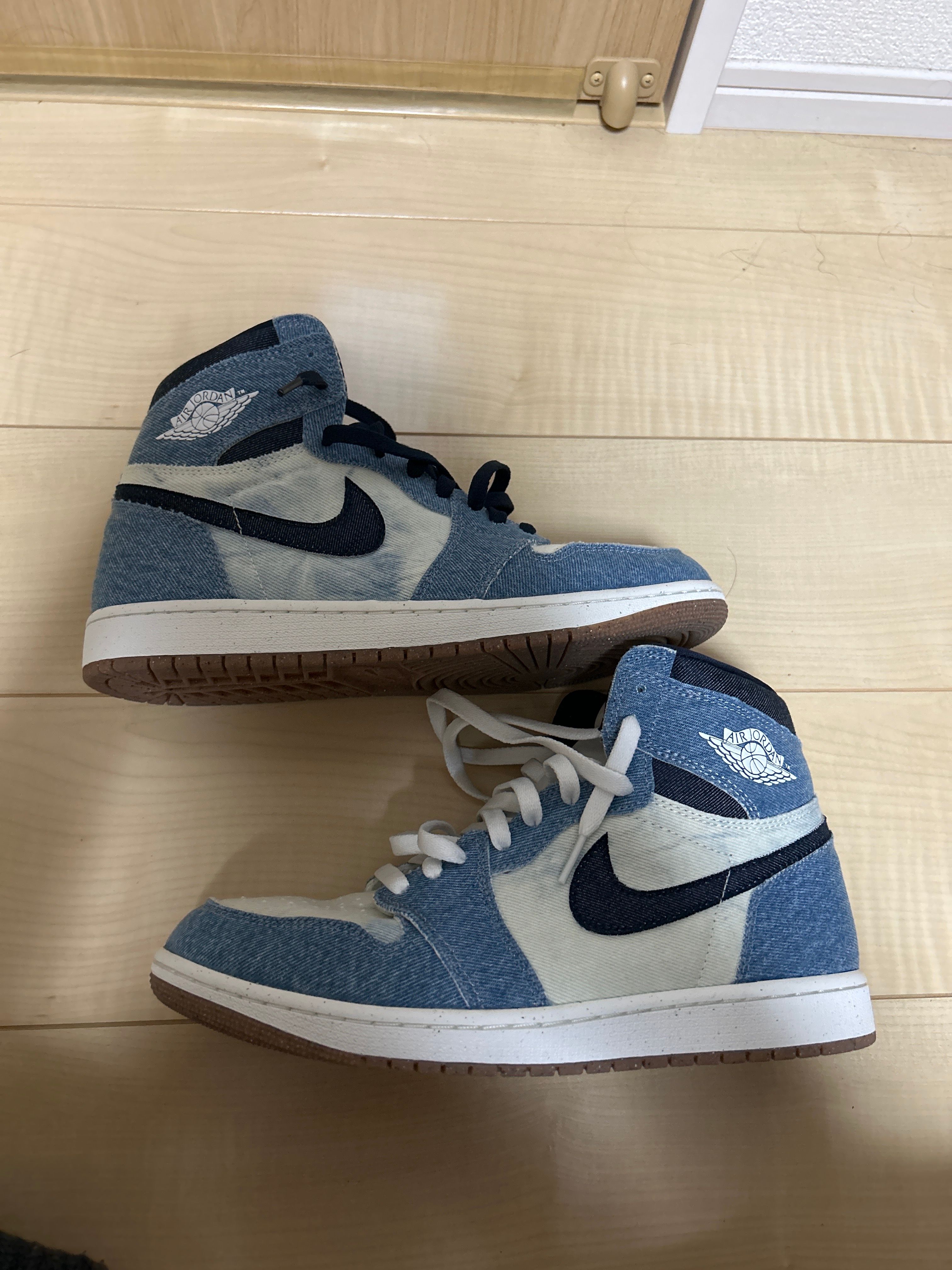 Nike Air Jordan 1 Retro High OG "Denim"