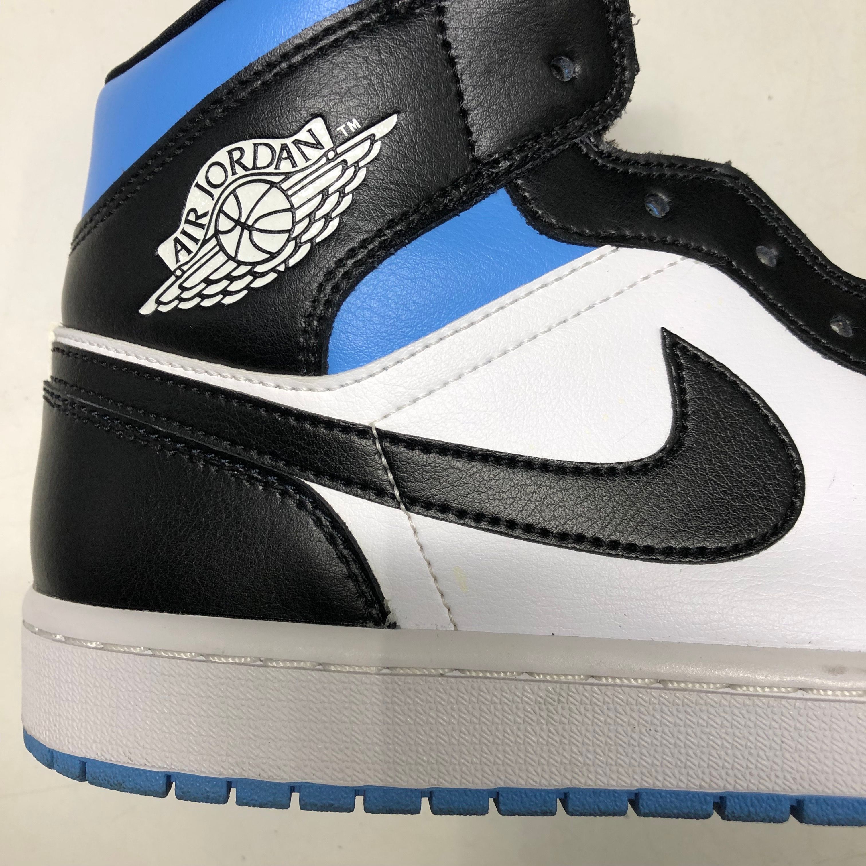 Nike Women's Air Jordan 1 Mid "Black/University Blue"