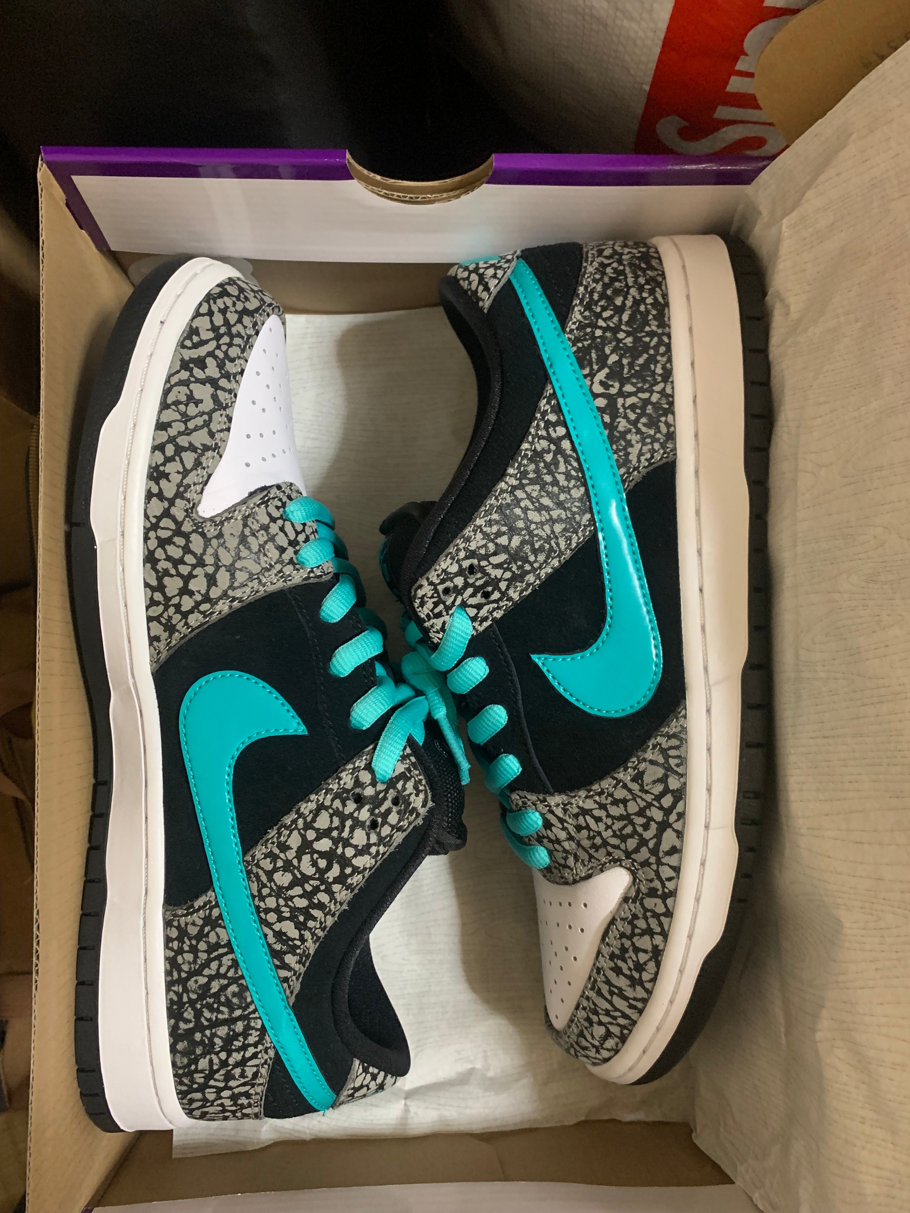 Nike SB Dunk Low "Elephant/Safari"