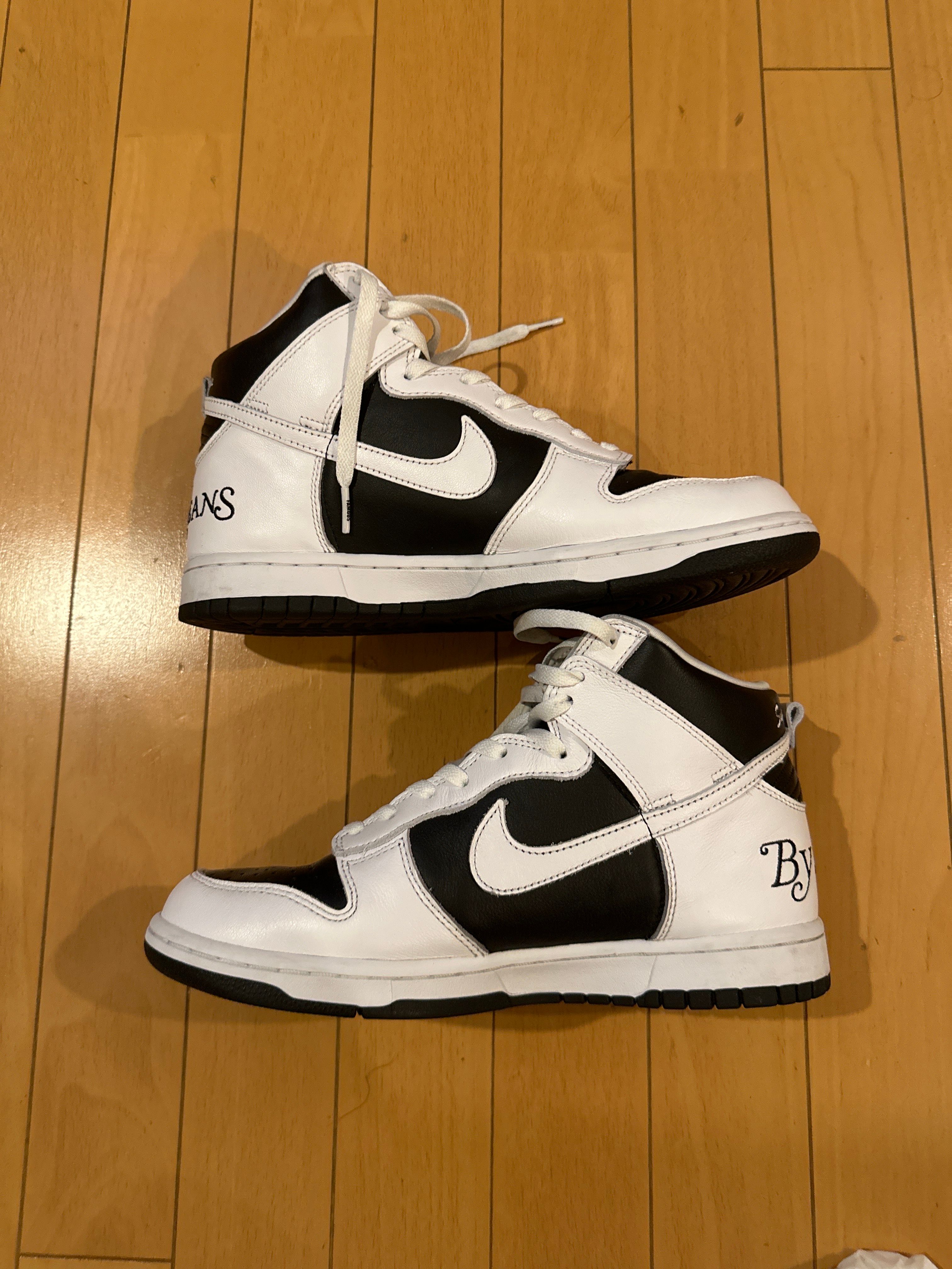 Supreme × Nike SB Dunk High By Any Means "White Black"