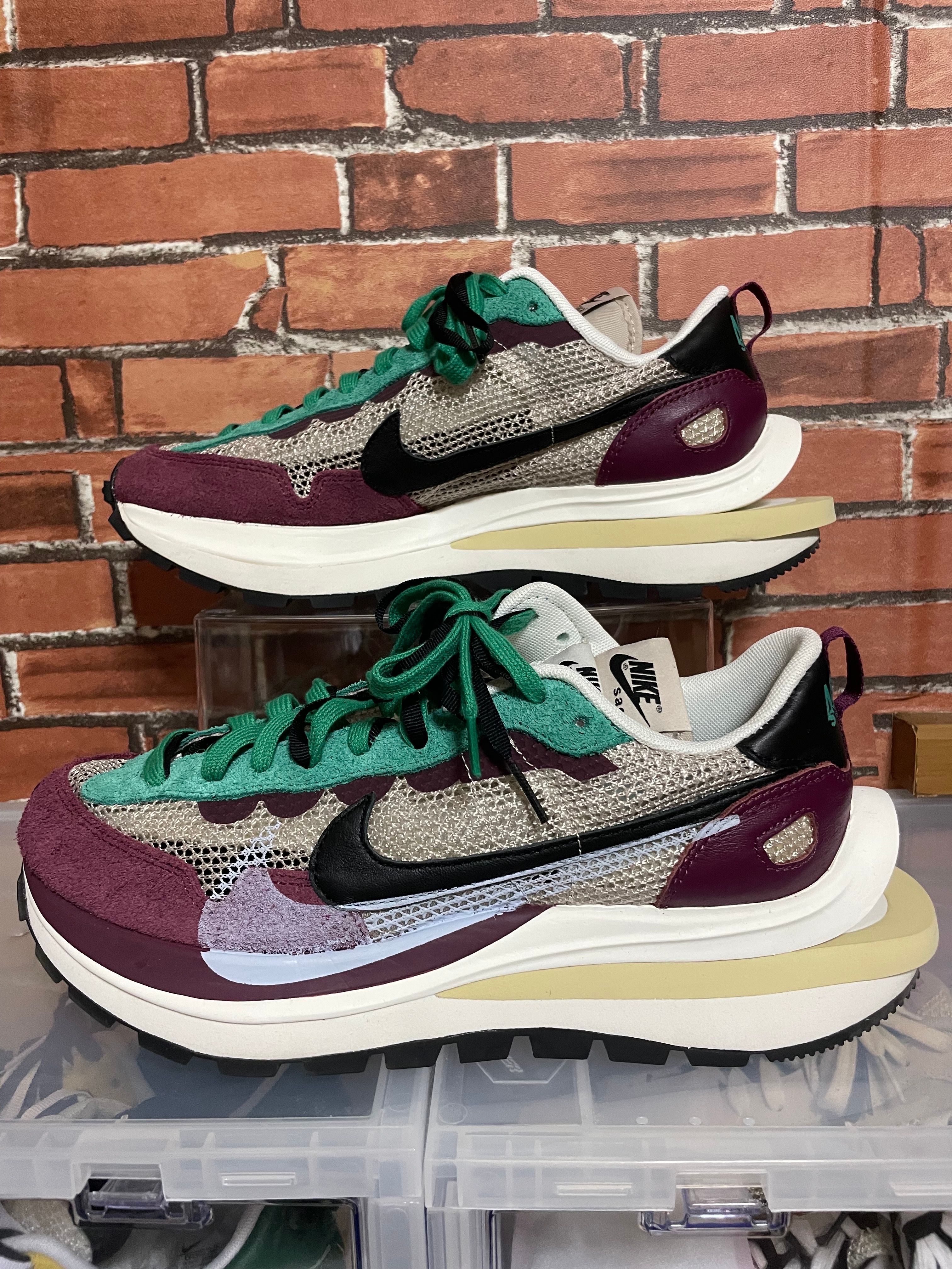 sacai × Nike Vapor Waffle "String/Red/Green"