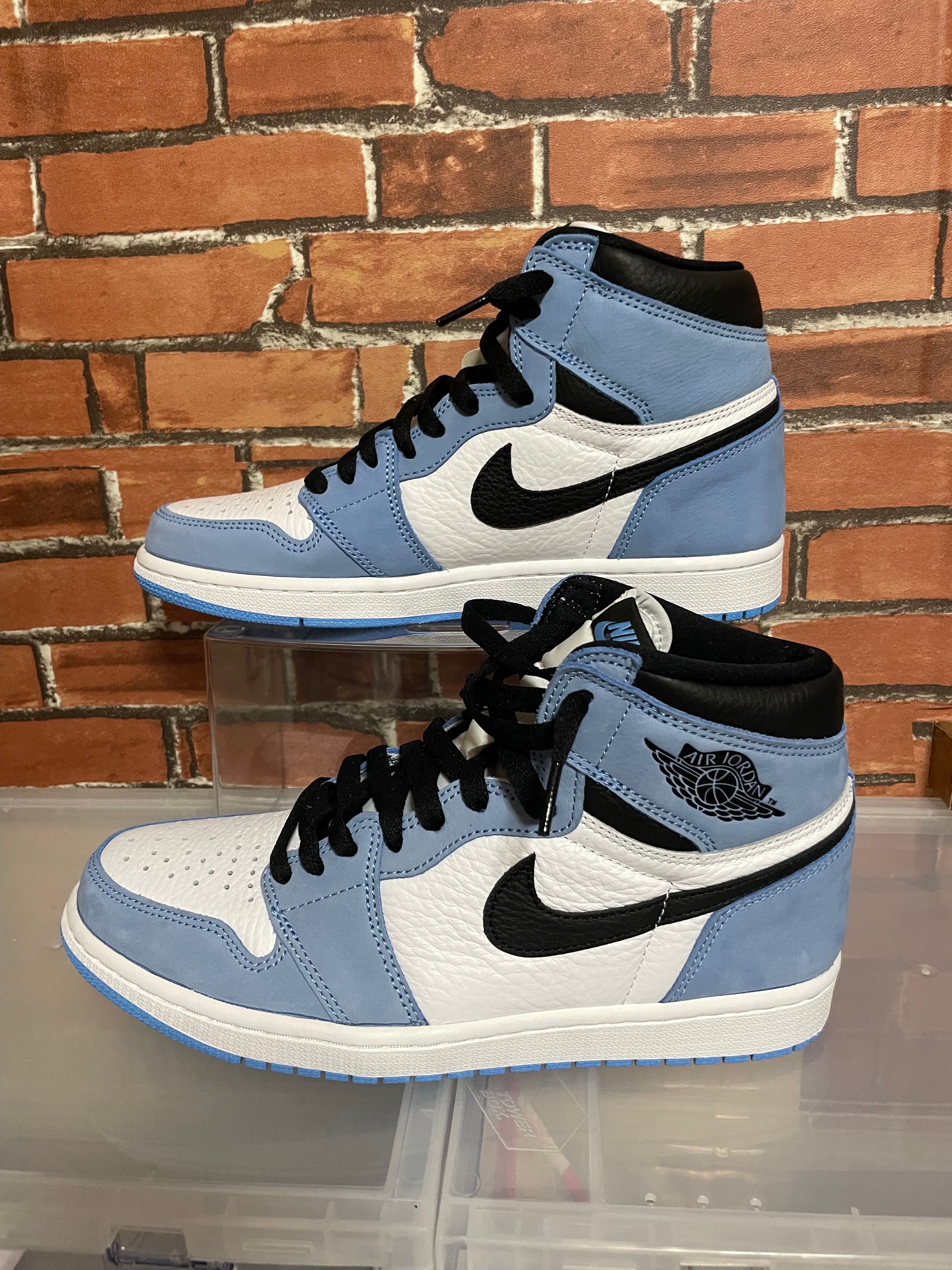 Nike Air Jordan 1 High OG "University Blue"